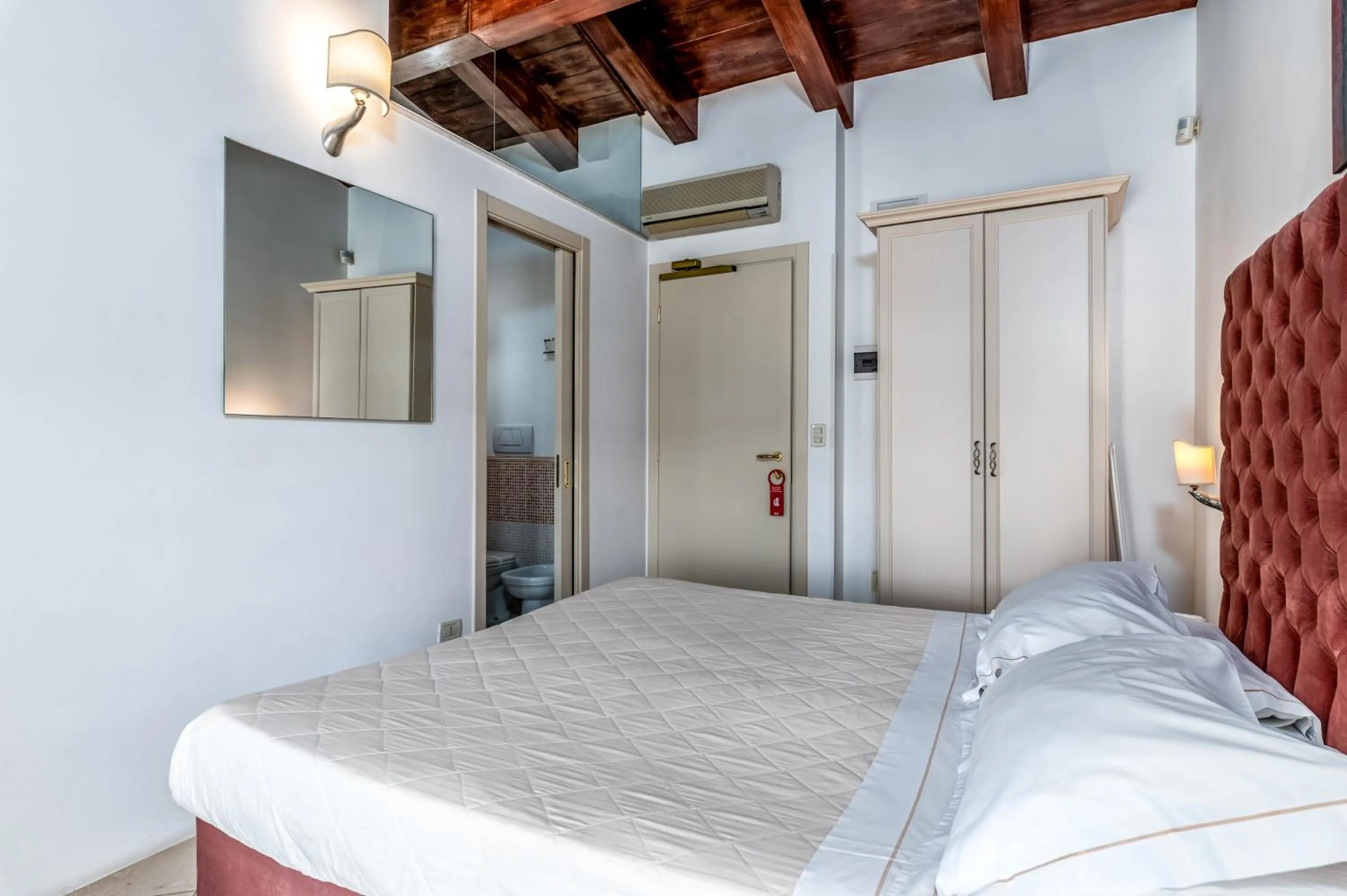 Bedroom, Bed in Hotel La Terra