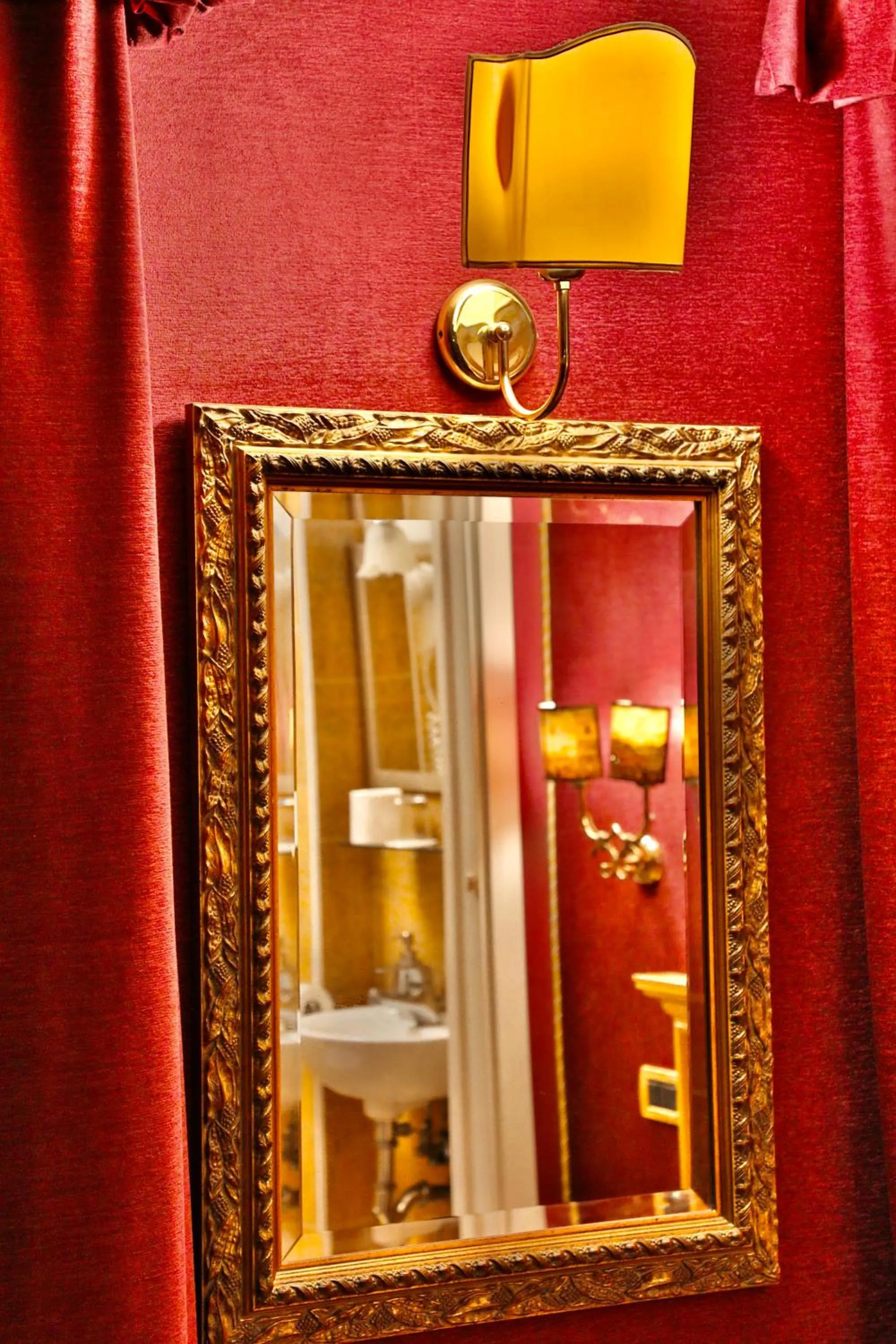 Decorative detail in Hotel Noemi