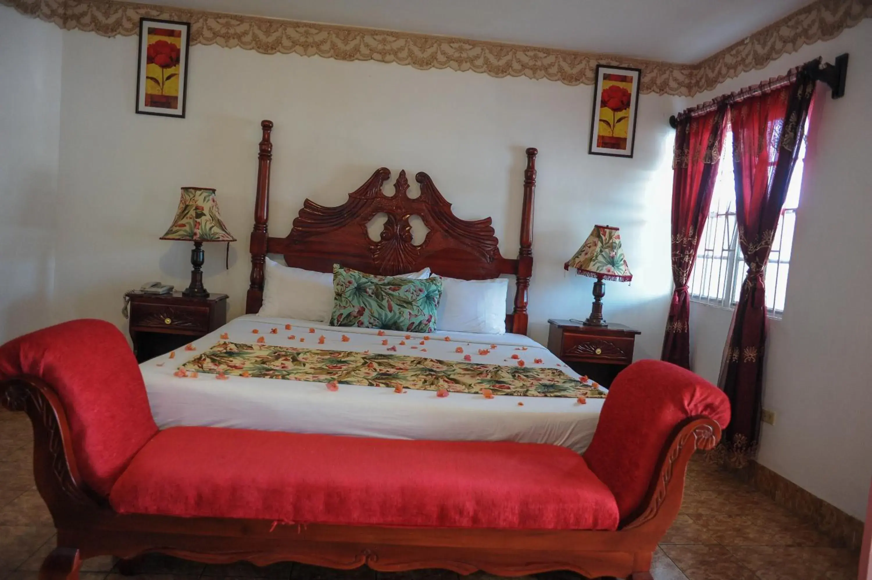 Penthouse Apartment in Glorianna Hotel Penthouse Apartment in Glorianna Hotel