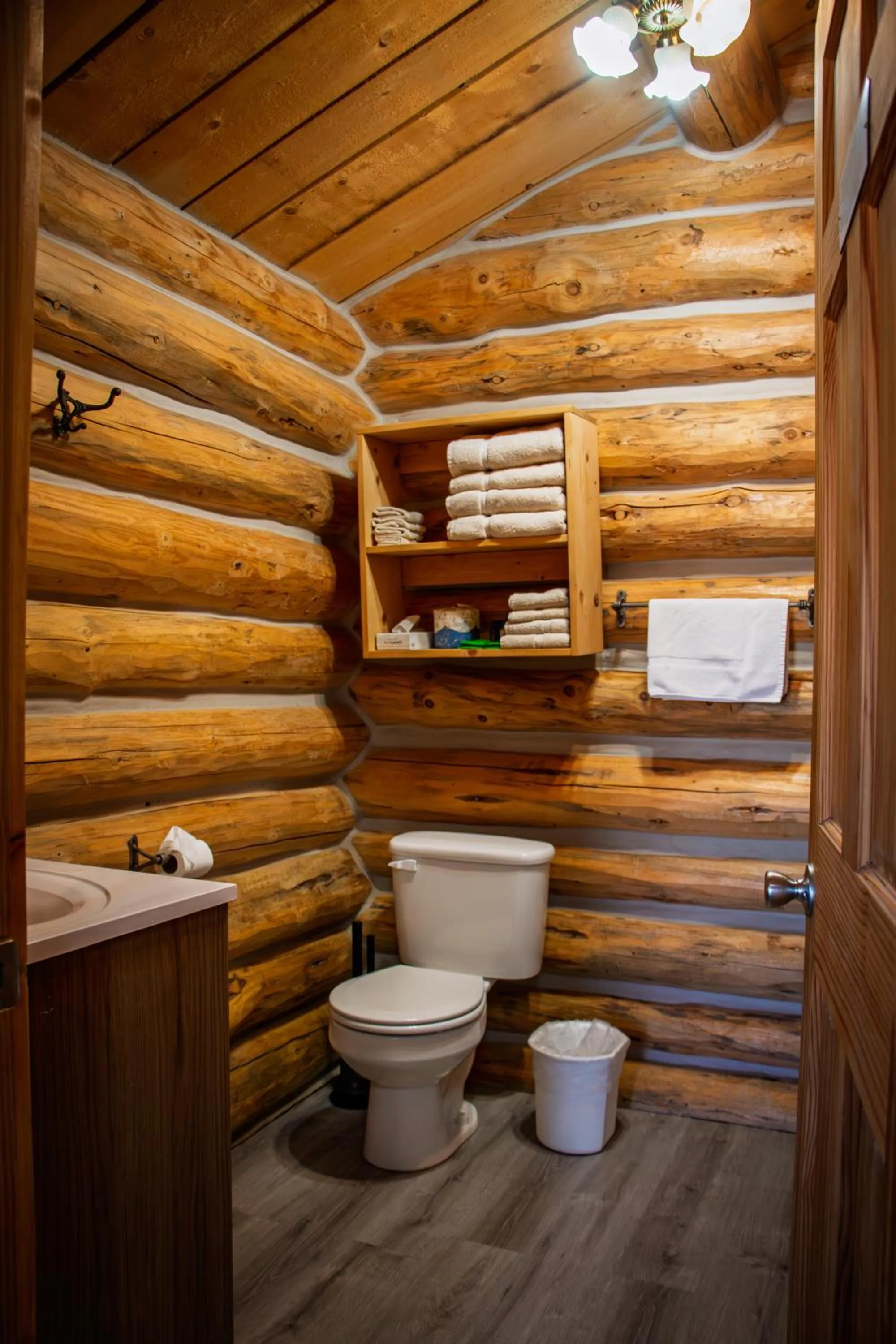 Crooked Creek Guest Ranch