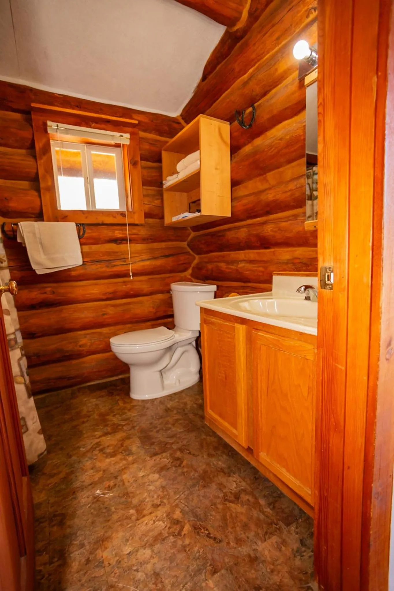 Crooked Creek Guest Ranch