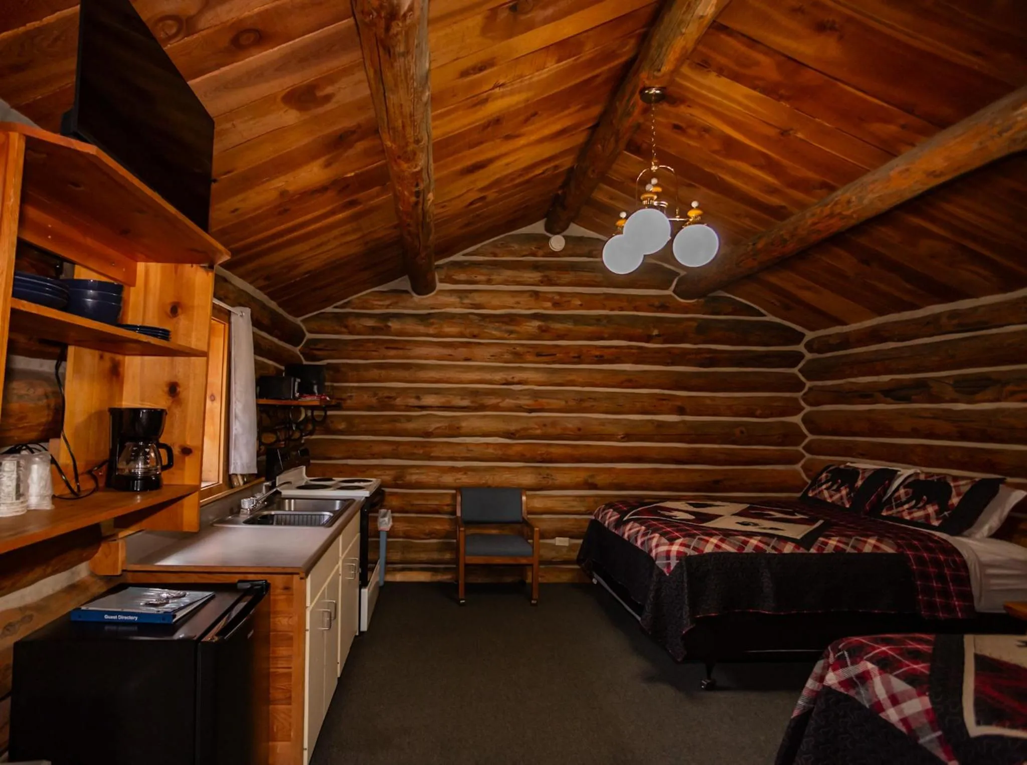 Bed in Crooked Creek Guest Ranch