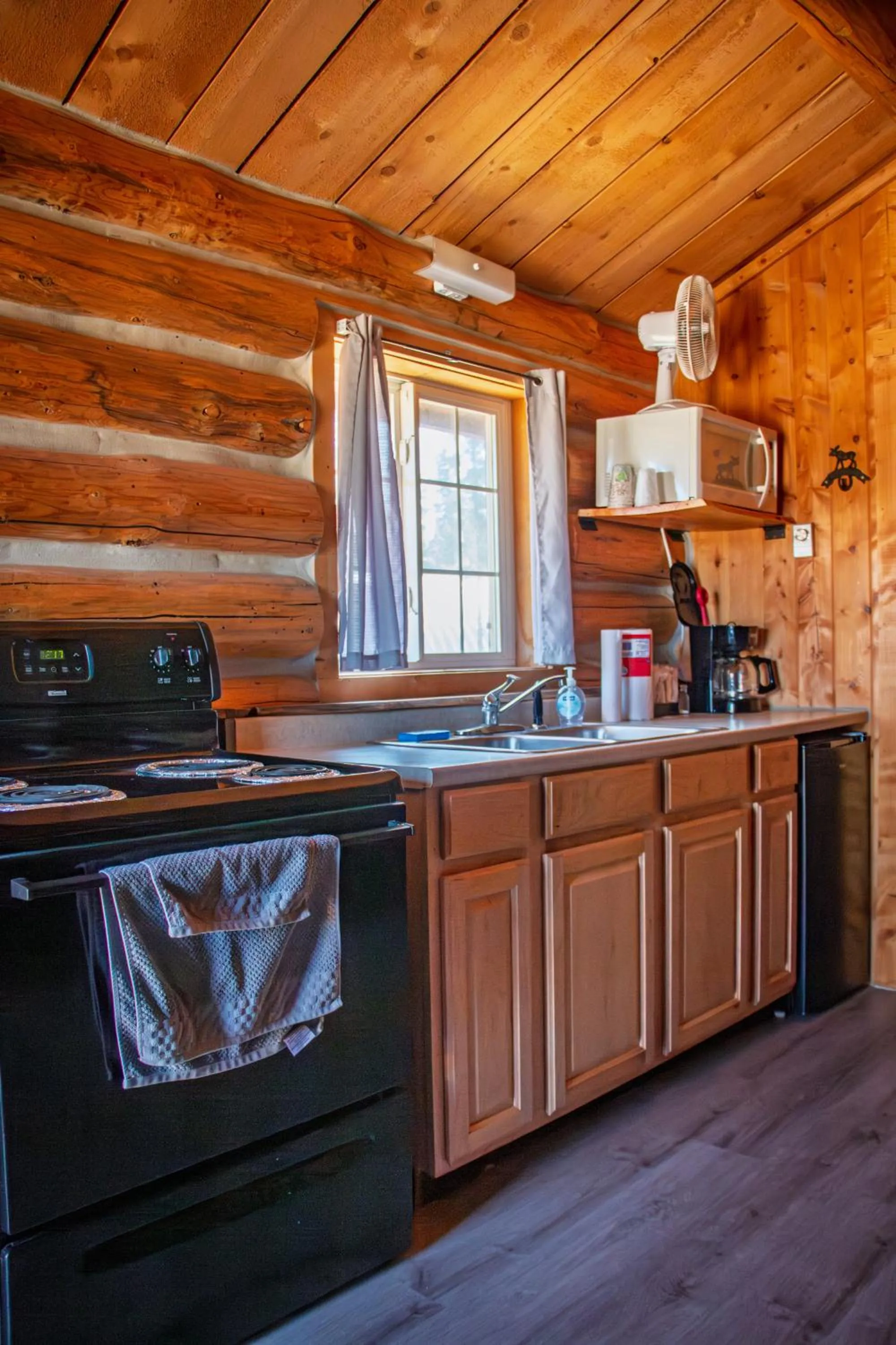 Crooked Creek Guest Ranch