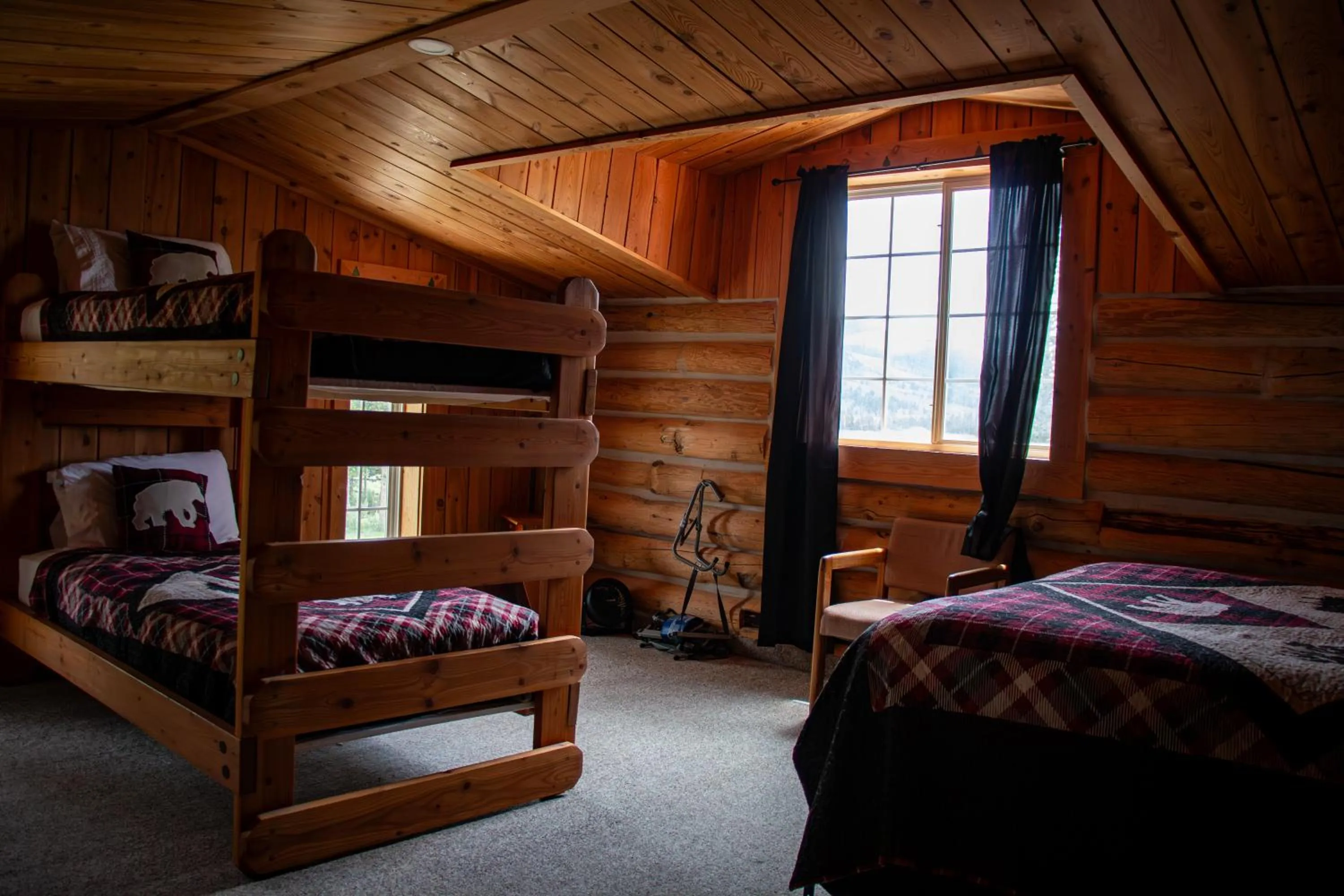 Bed in Crooked Creek Guest Ranch