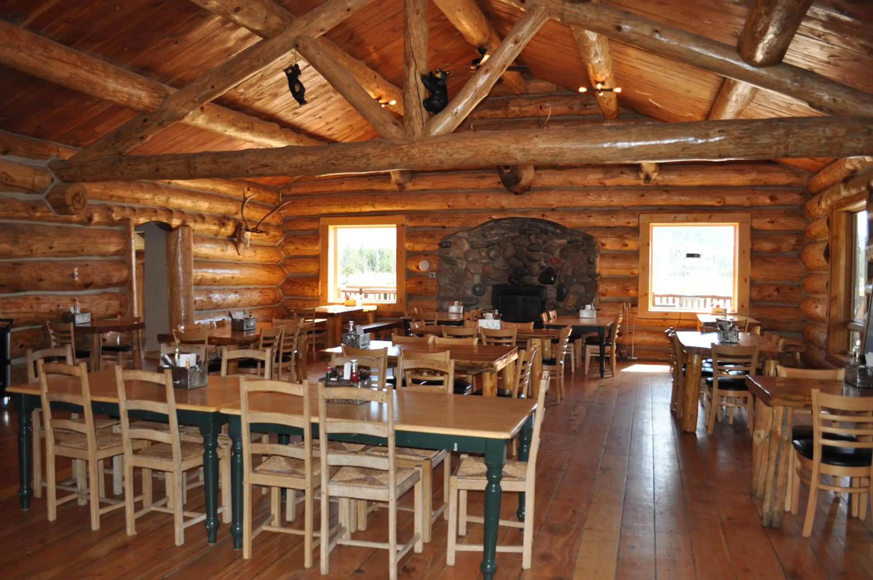Restaurant/places to eat in Crooked Creek Guest Ranch Restaurant/places to eat in Crooked Creek Guest Ranch