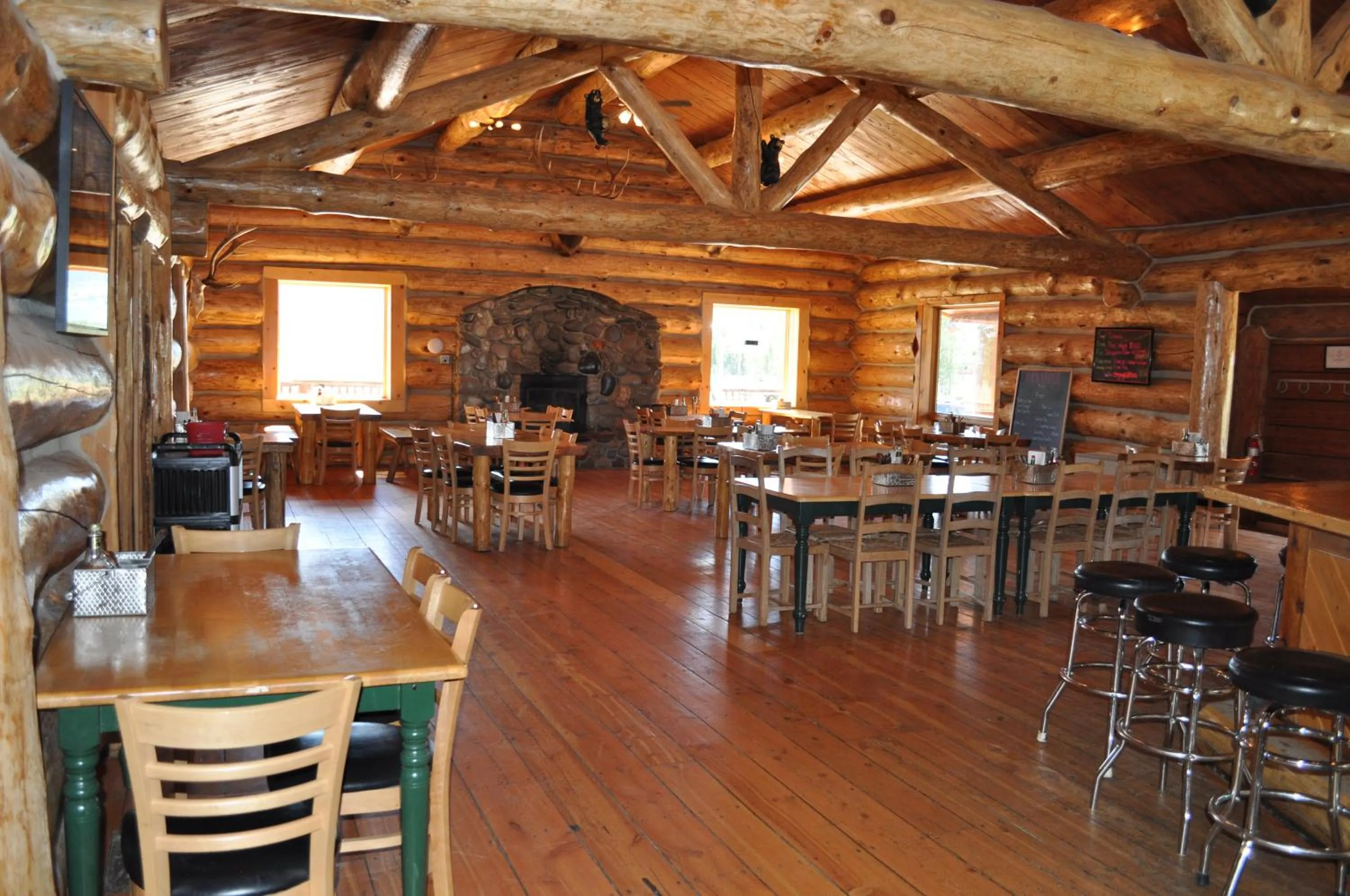 Restaurant/places to eat in Crooked Creek Guest Ranch