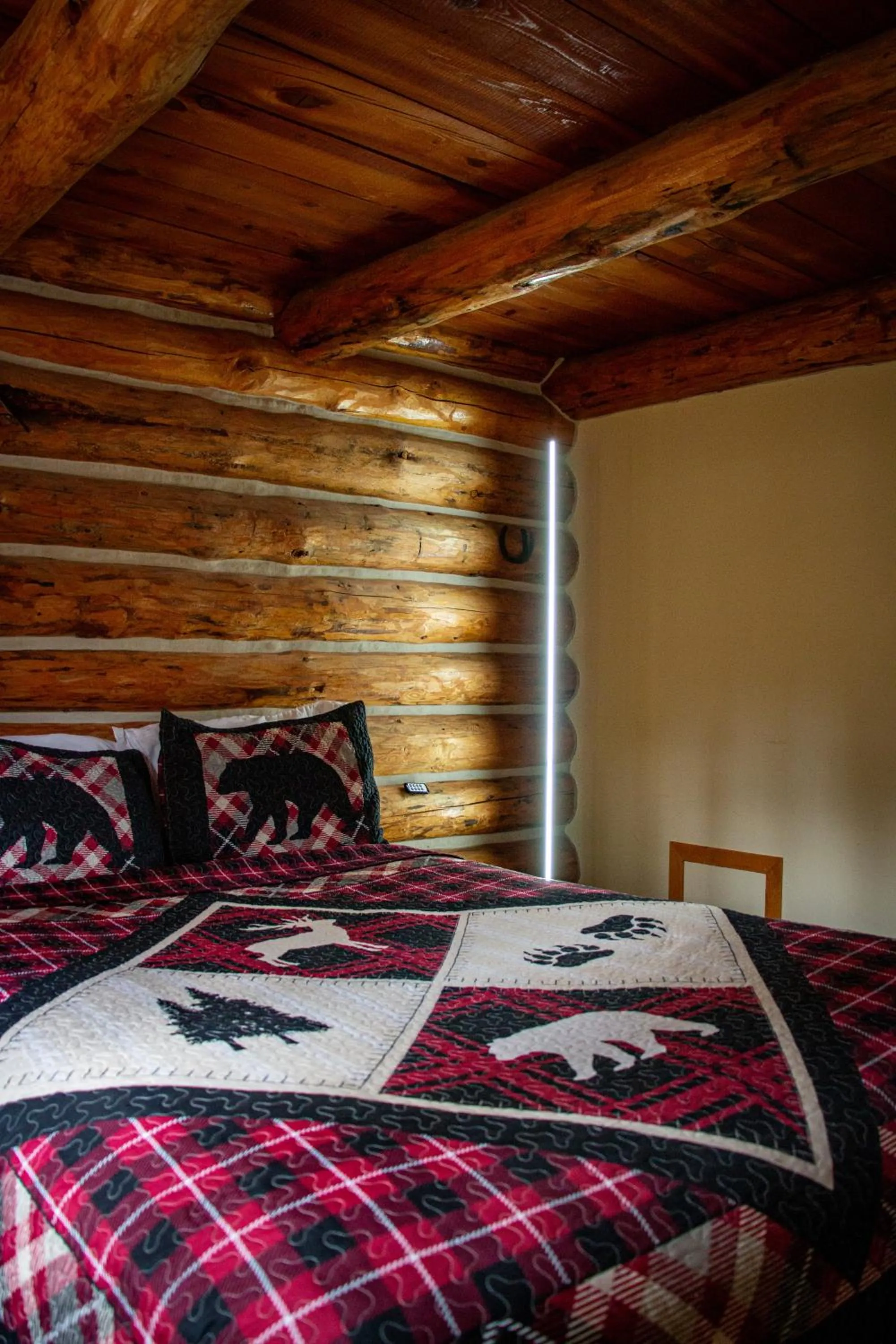 Bed in Crooked Creek Guest Ranch