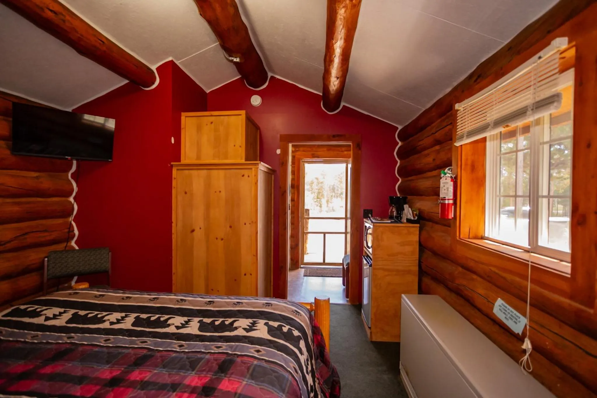 Bed in Crooked Creek Guest Ranch