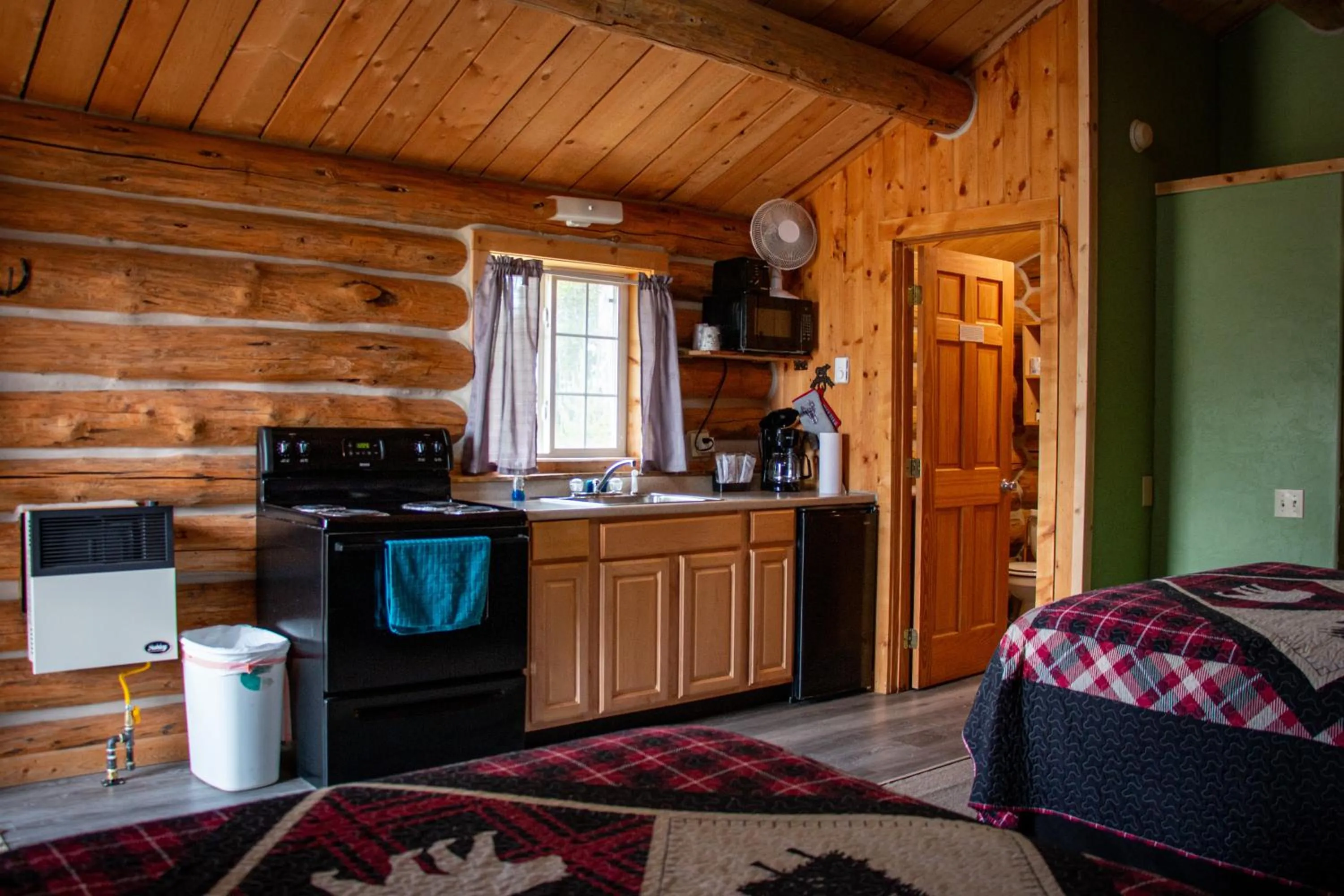 Crooked Creek Guest Ranch