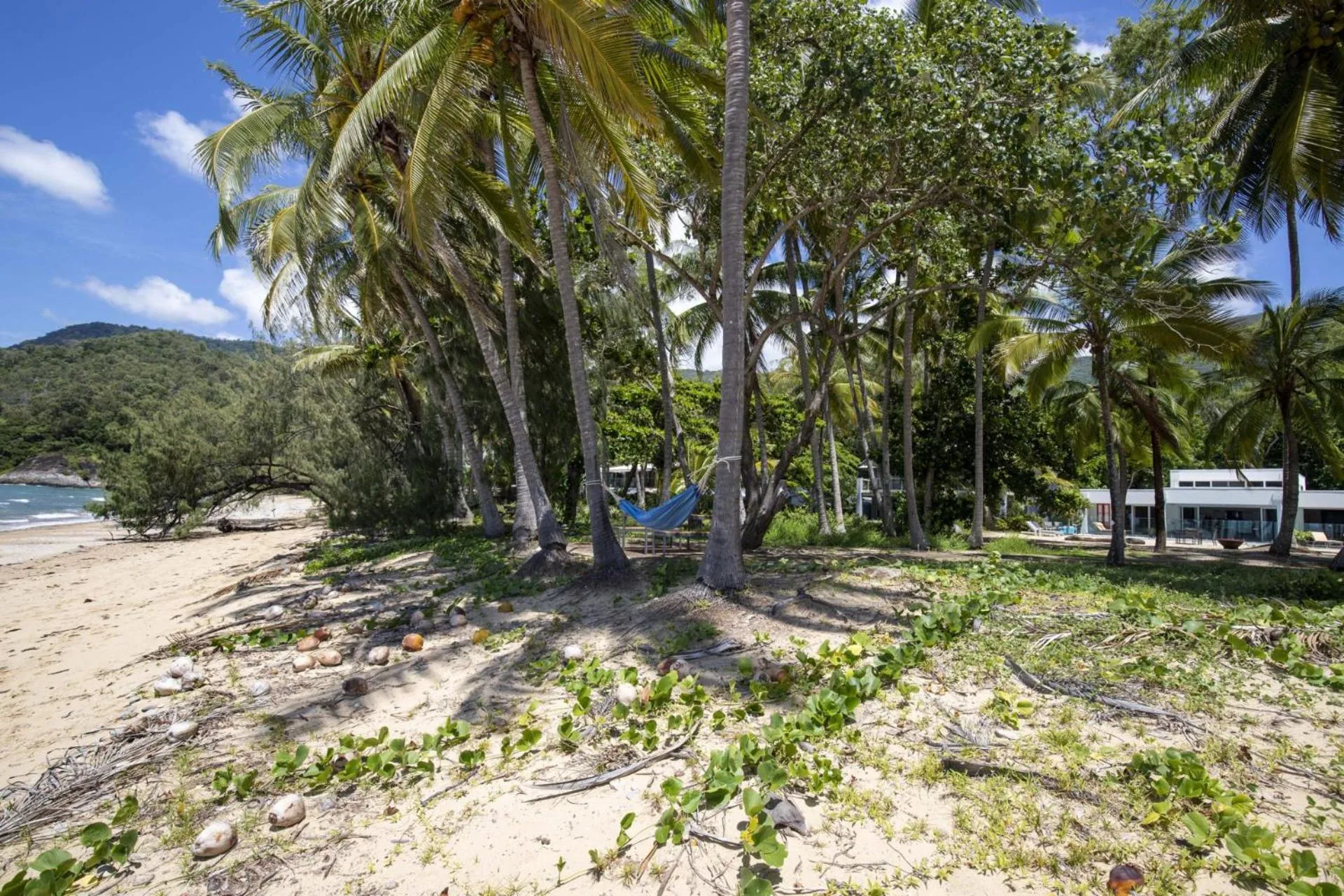 Other in Tenterfield Beachfront Luxury 4 Bedroom Holiday Home