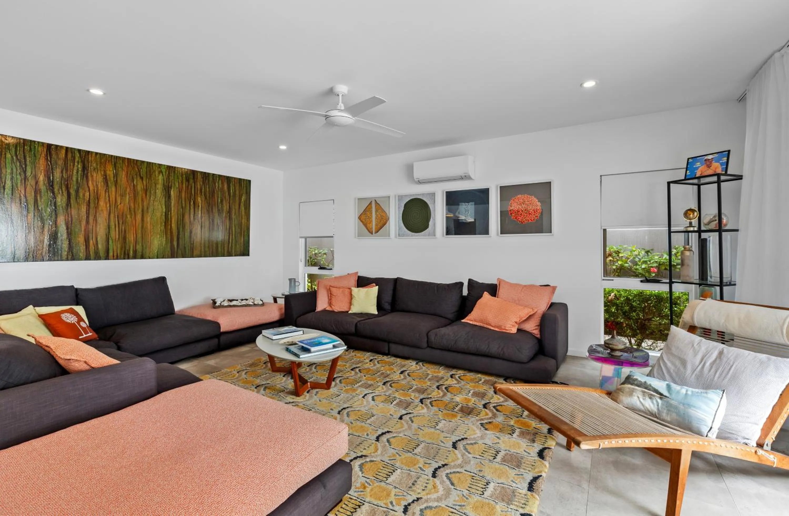 Living room in Tenterfield Beachfront Luxury 4 Bedroom Holiday Home