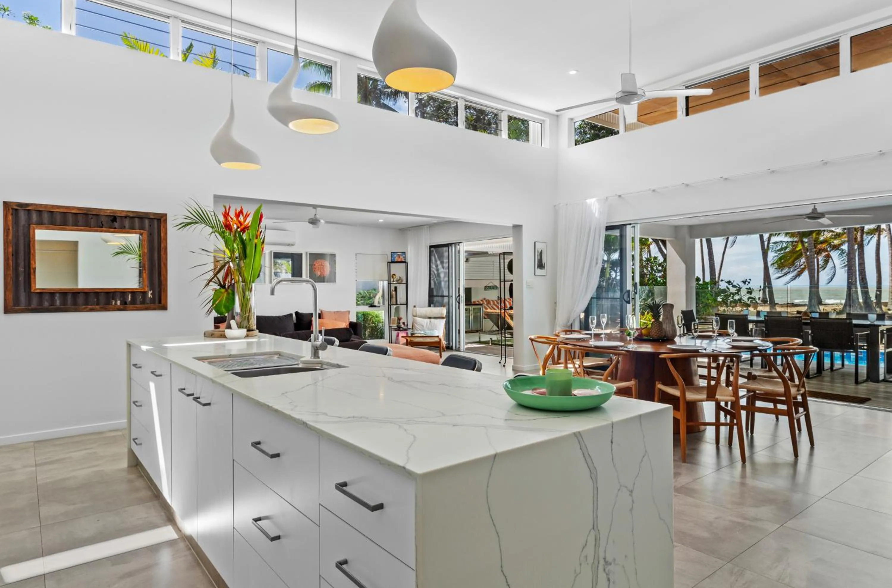 kitchen in Tenterfield Beachfront Luxury 4 Bedroom Holiday Home