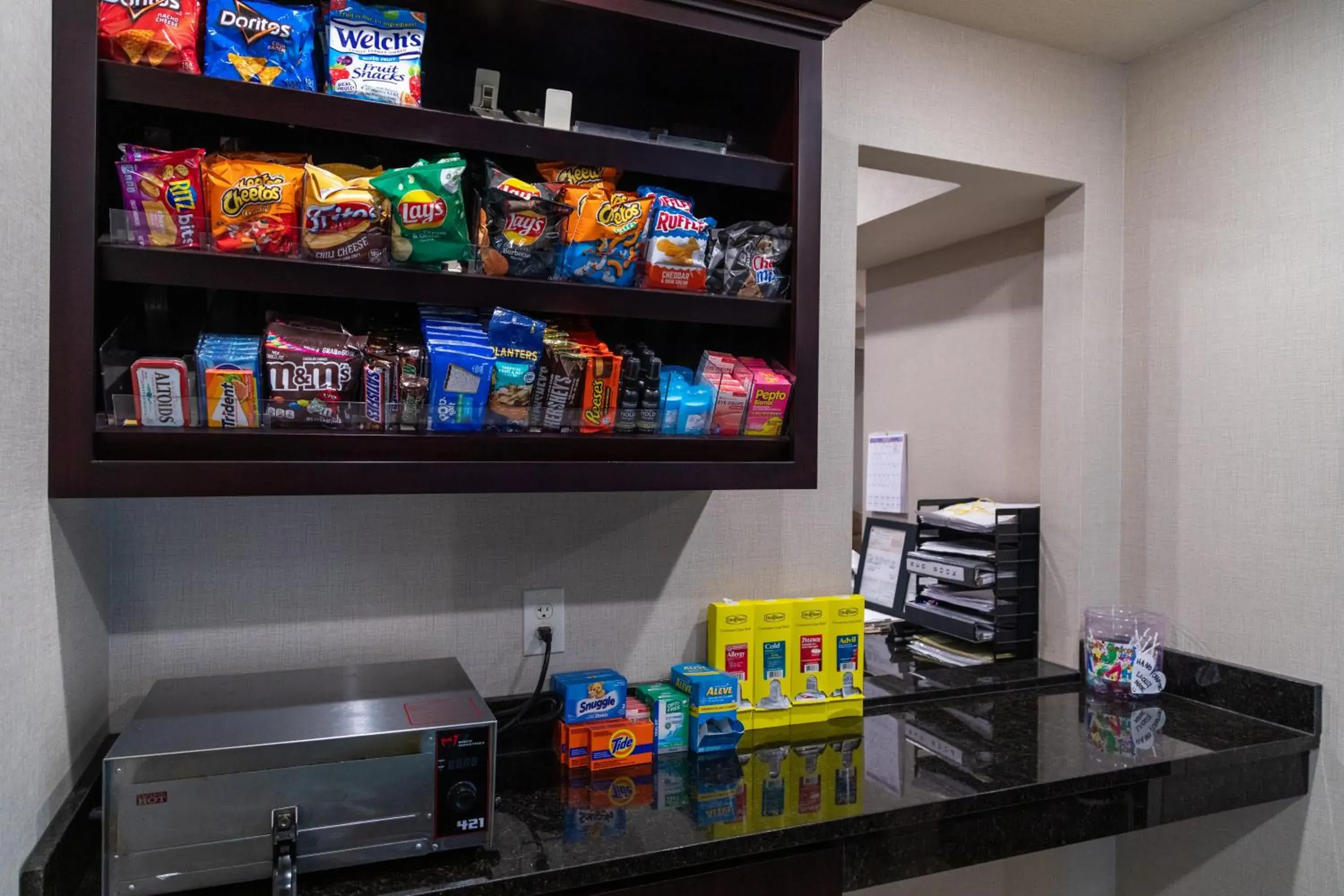 Food and drinks in Cobblestone Inn & Suites -Springfield Food and drinks in Cobblestone Inn & Suites -Springfield