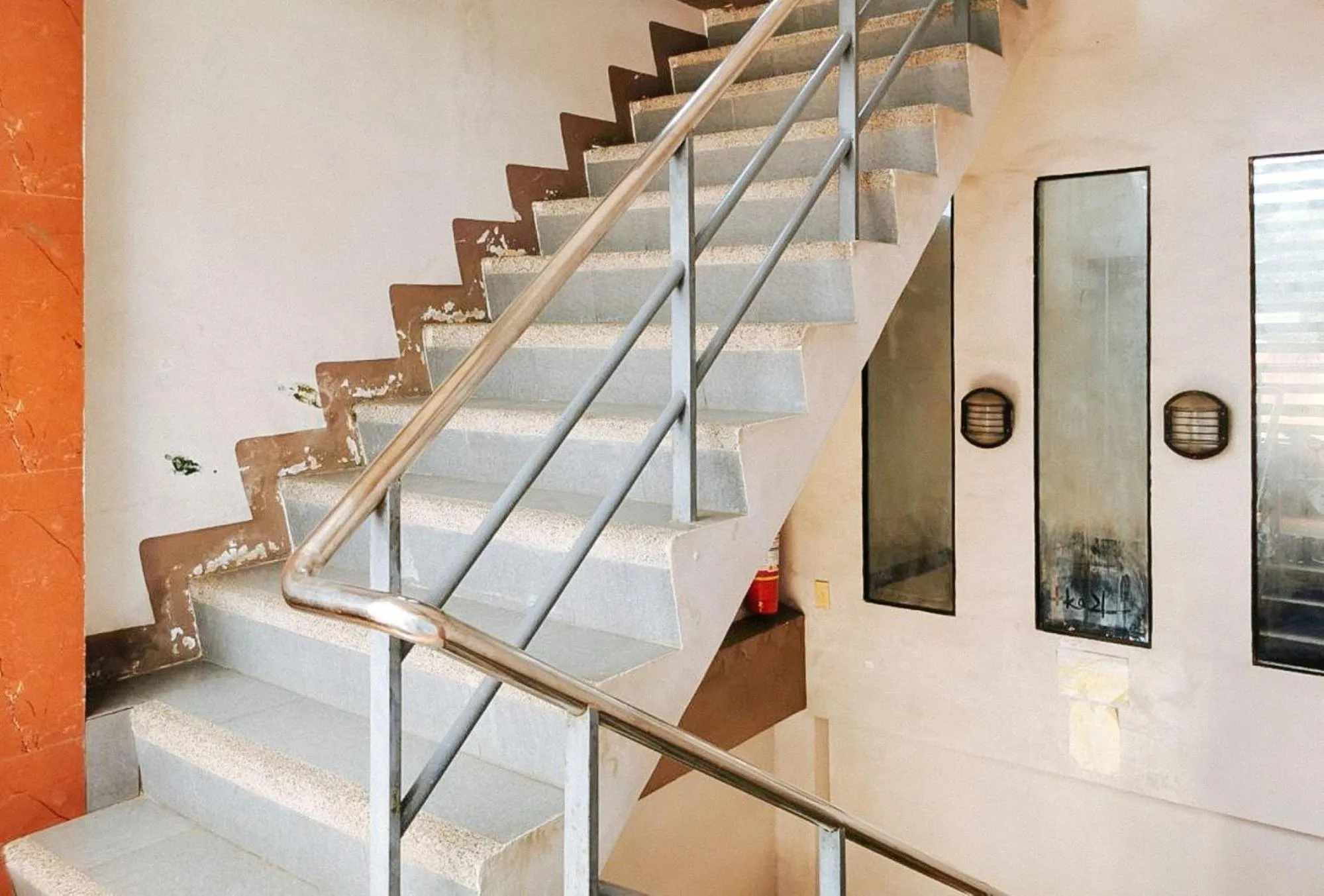 Area and facilities in RedDoorz Segra Square Pension House