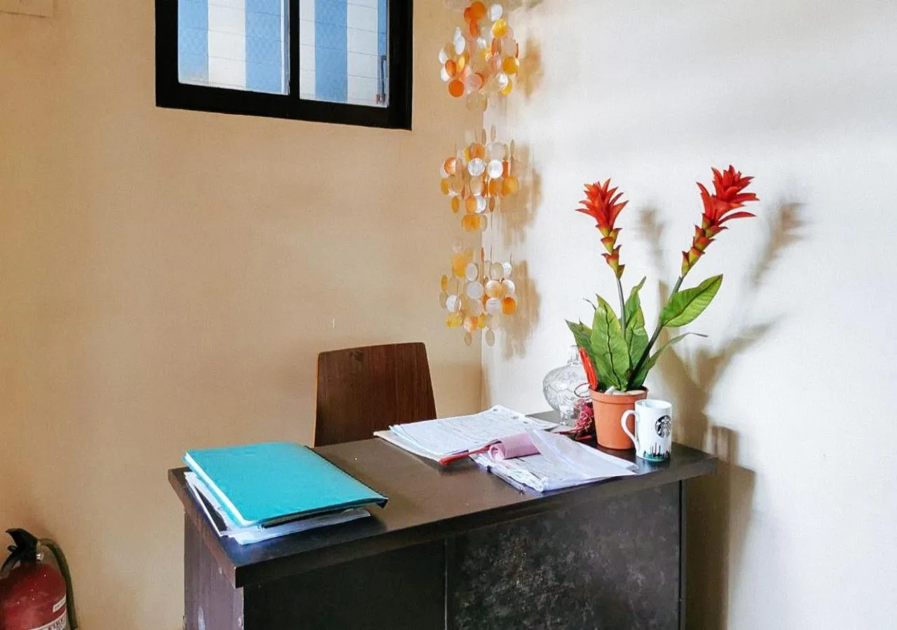 Lobby or reception in RedDoorz Segra Square Pension House