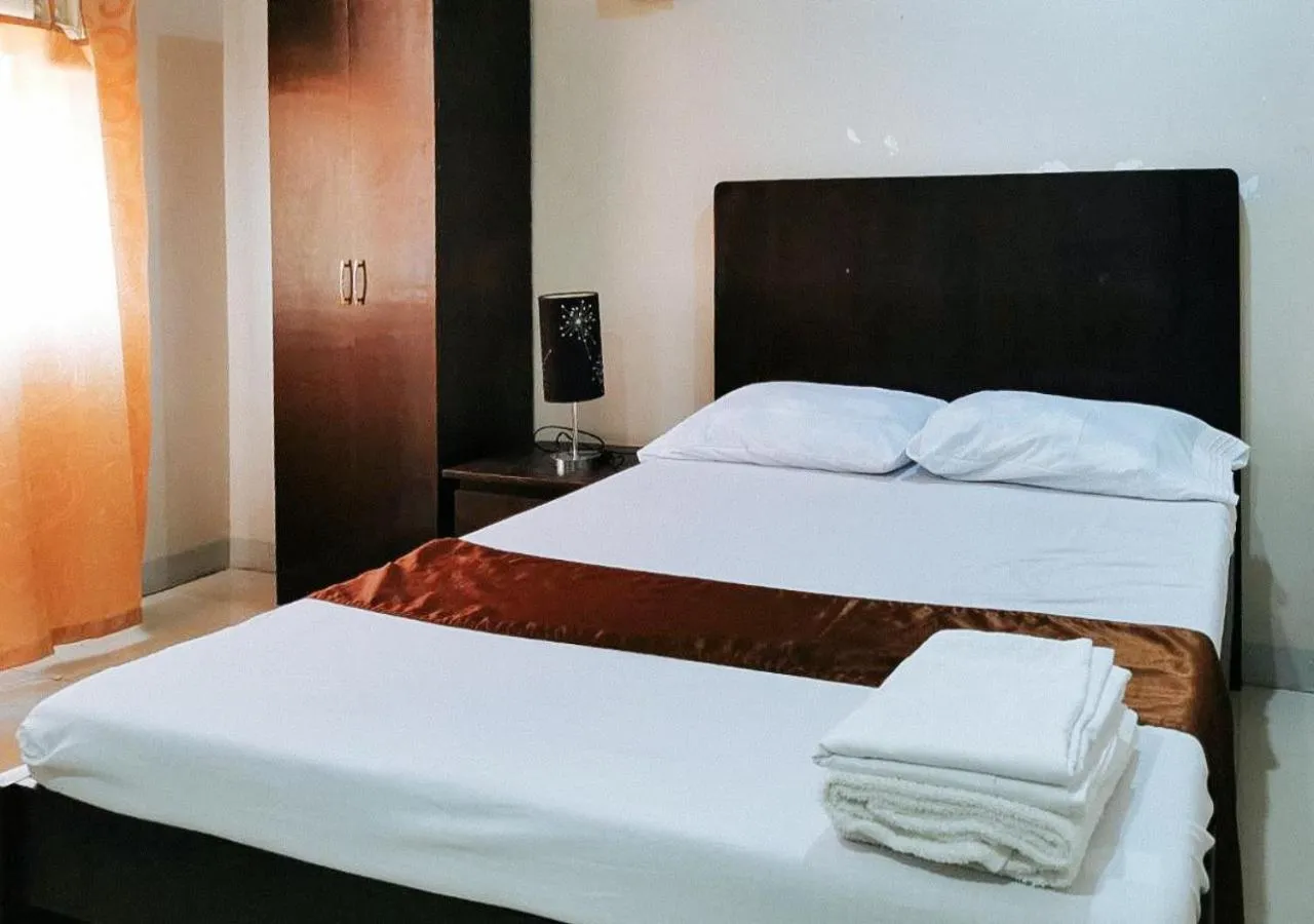 Bedroom, Bed in RedDoorz Segra Square Pension House