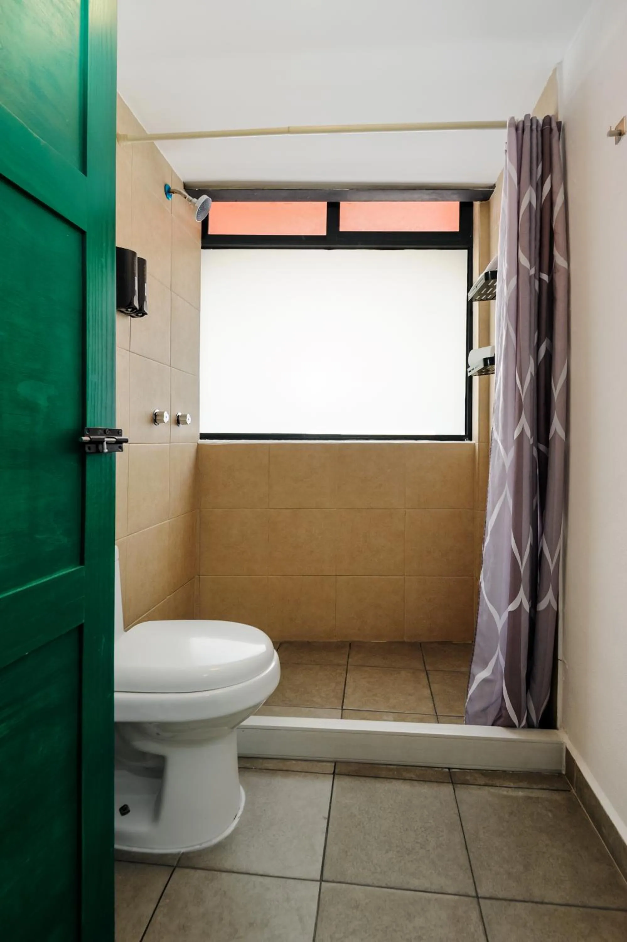 Bathroom in Colmena Hotel CDMX Suites Roma