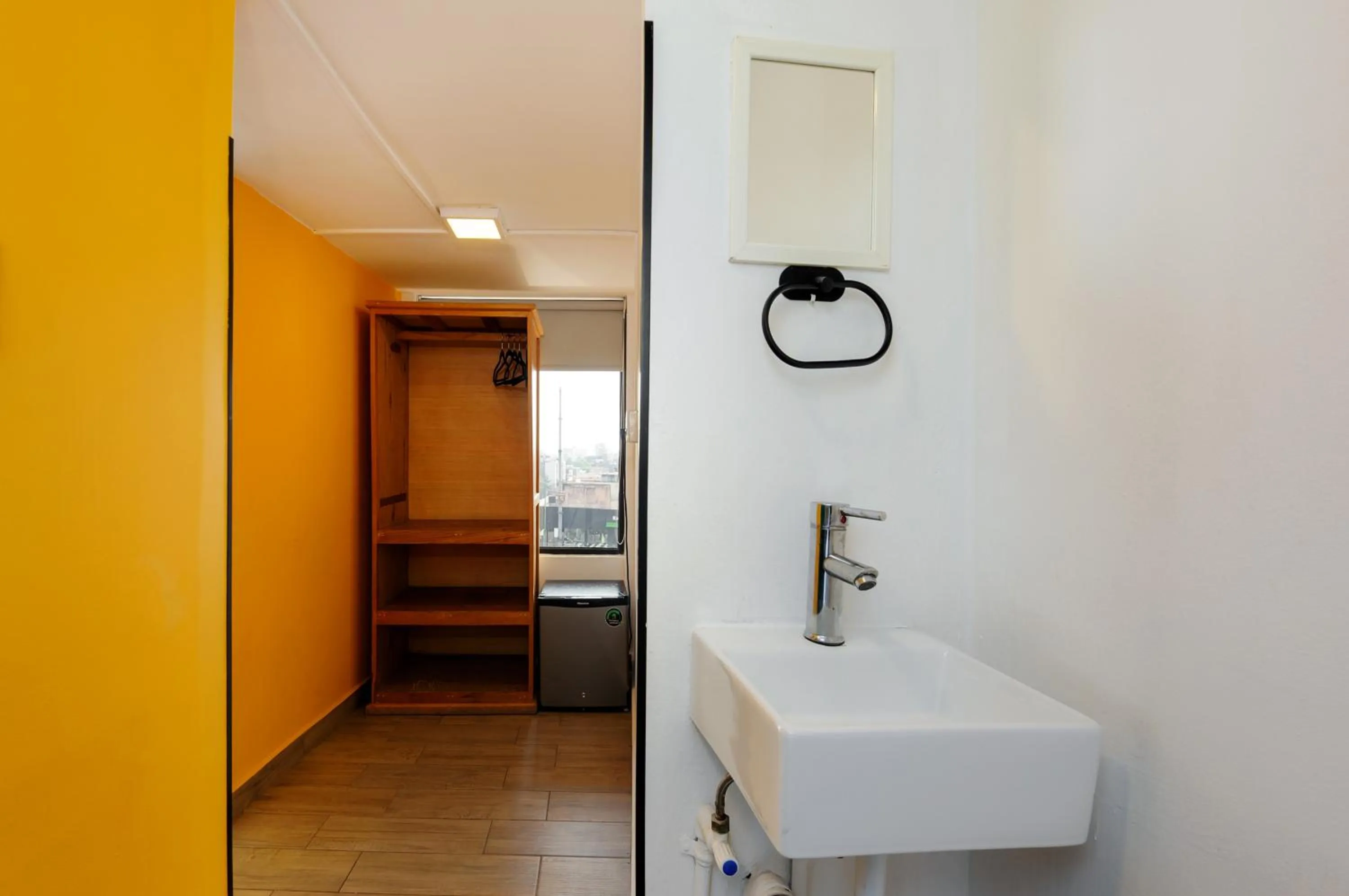 Bathroom in Colmena Hotel CDMX Suites Roma