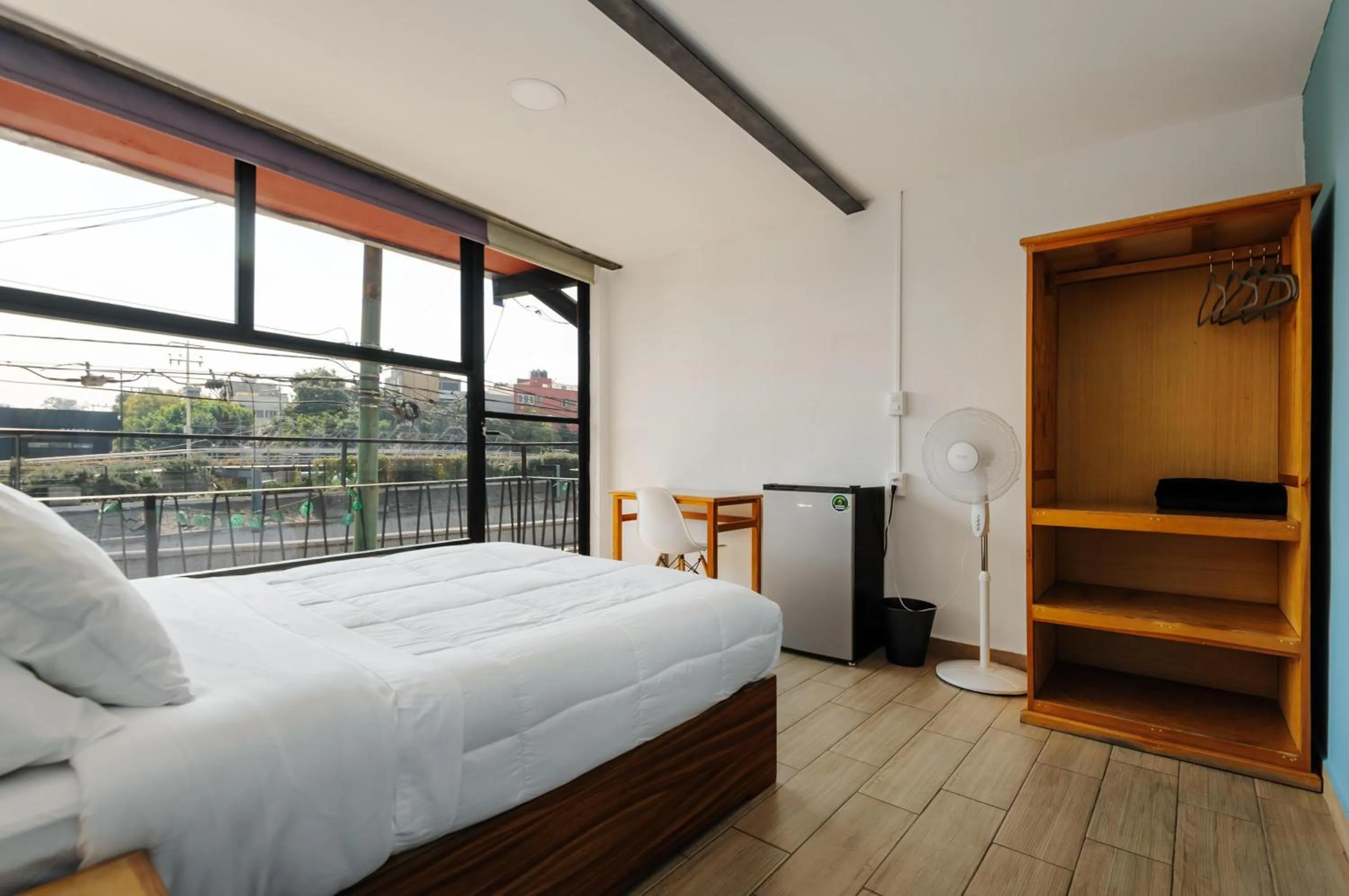 Bedroom, Bed in Colmena Hotel CDMX Suites Roma