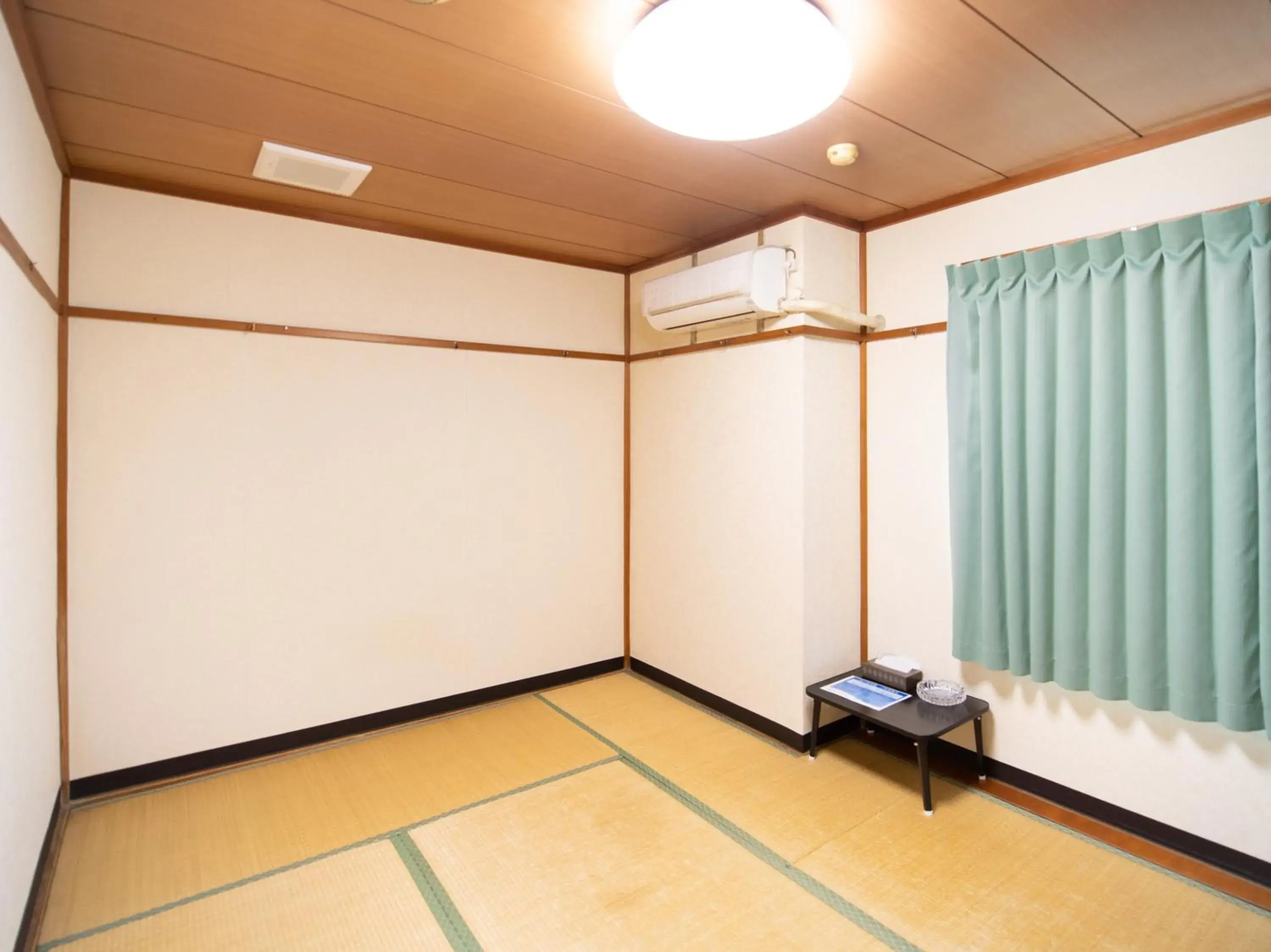 Twin Room with Shared Bathroom in Tabist Hamatoya Ryokan Mens Only Twin Room with Shared Bathroom in Tabist Hamatoya Ryokan Mens Only