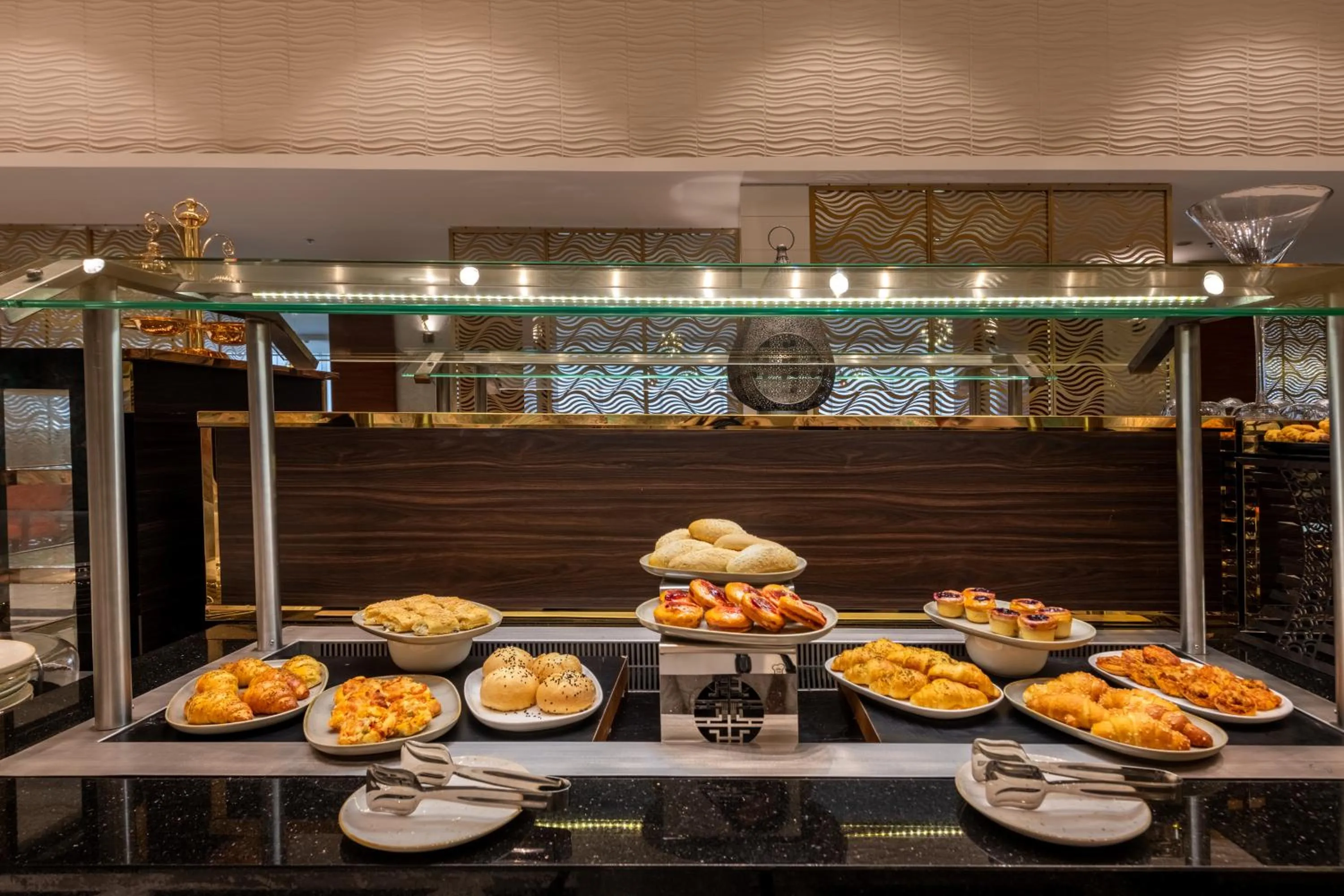 Food and drinks in Nivel Hotel Abha