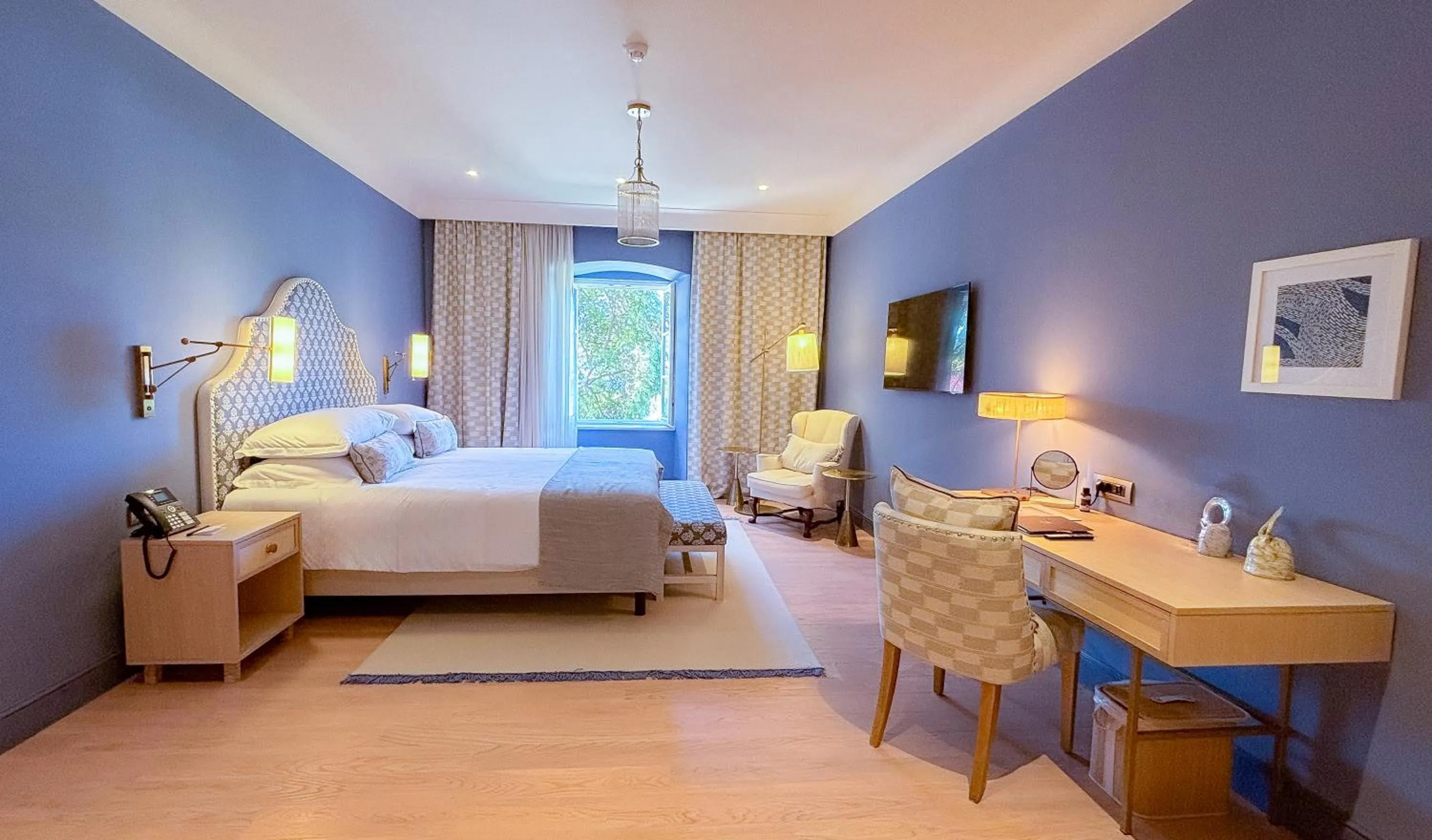 Bed in Hotel Supetar