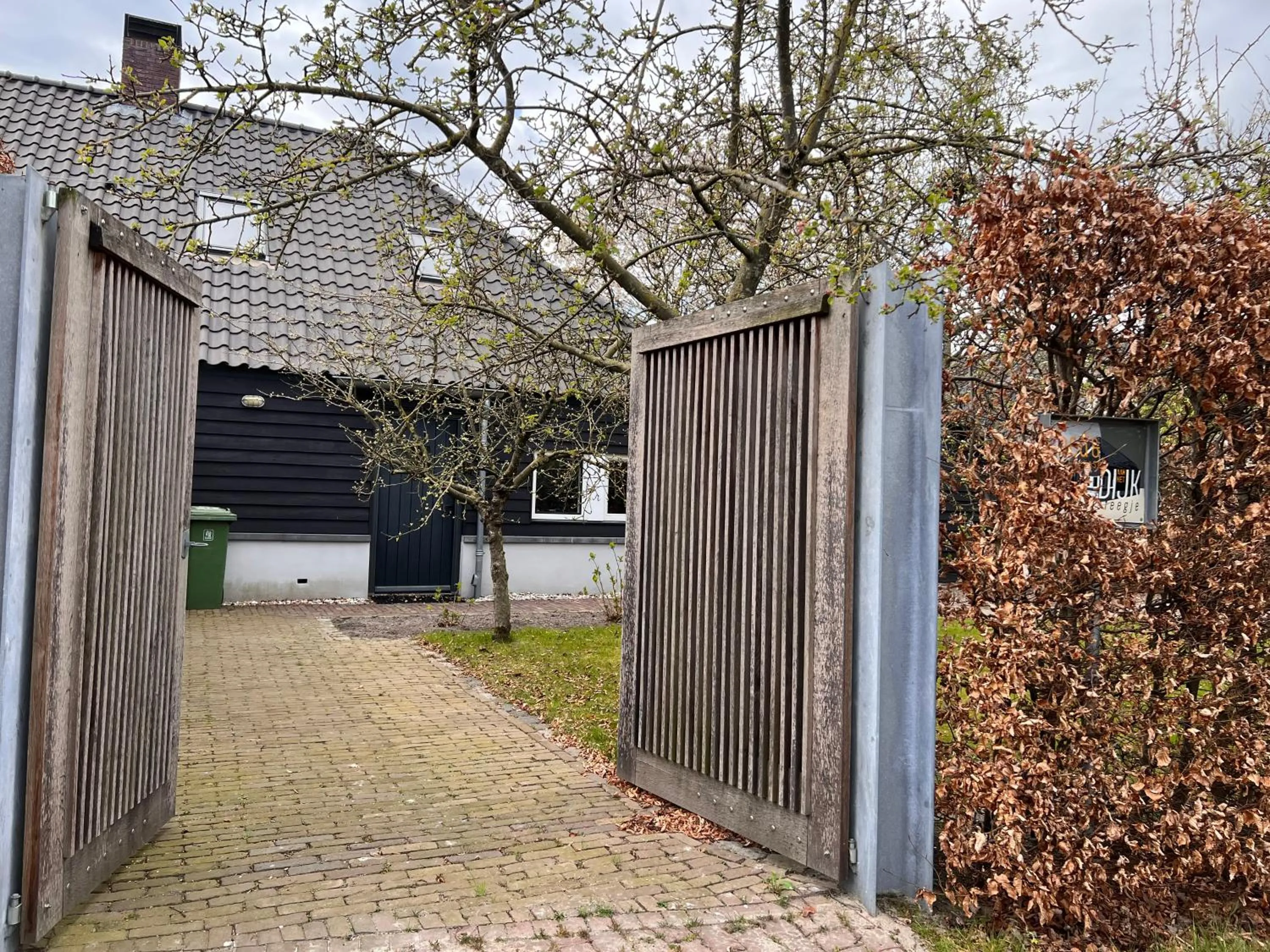 Property building in Aan het Dijksteegje Logies - B&B