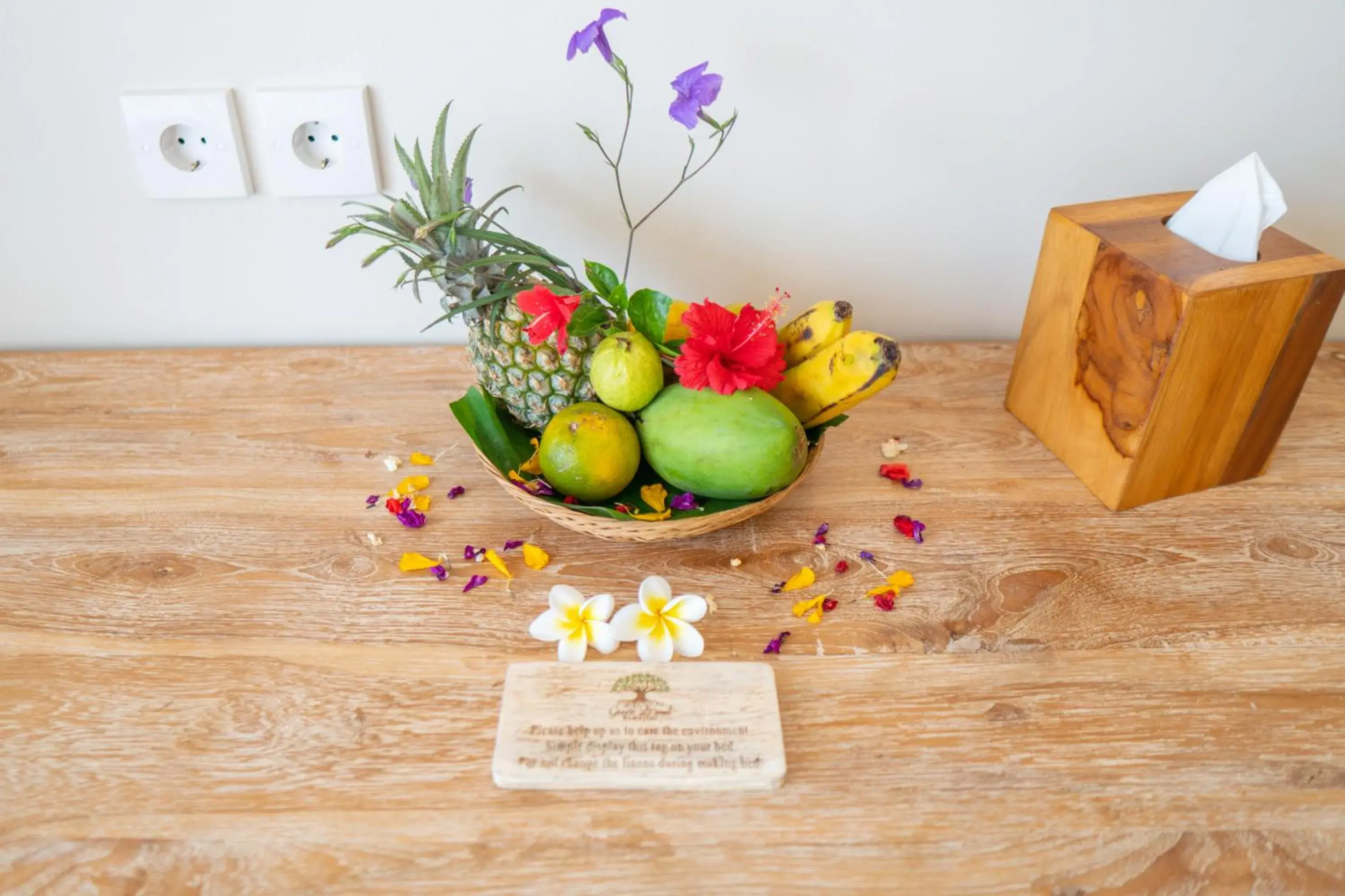 Food and drinks in Green D'mel Bali Food and drinks in Green D'mel Bali