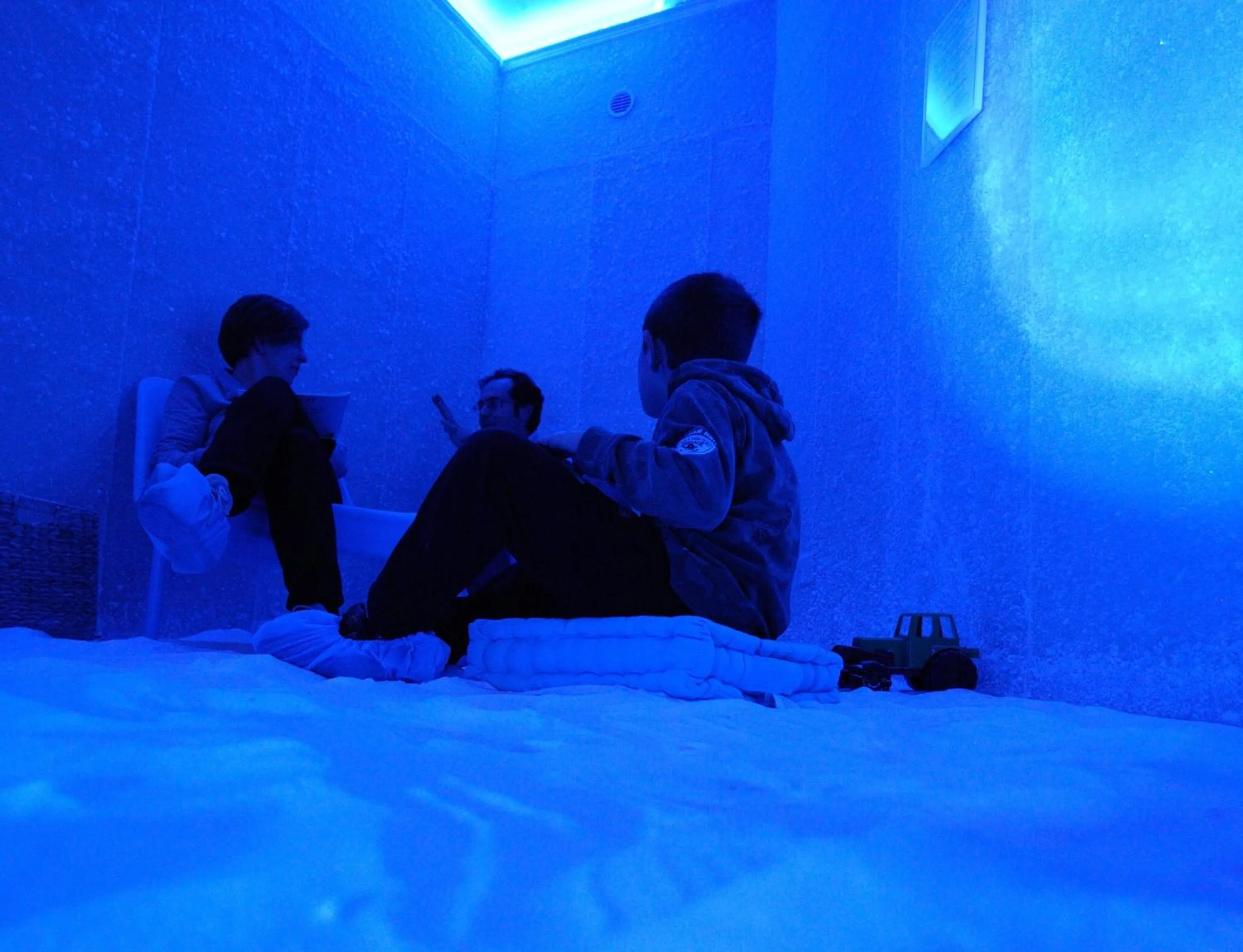 group of guests in Hotel Relais Valle Orientina