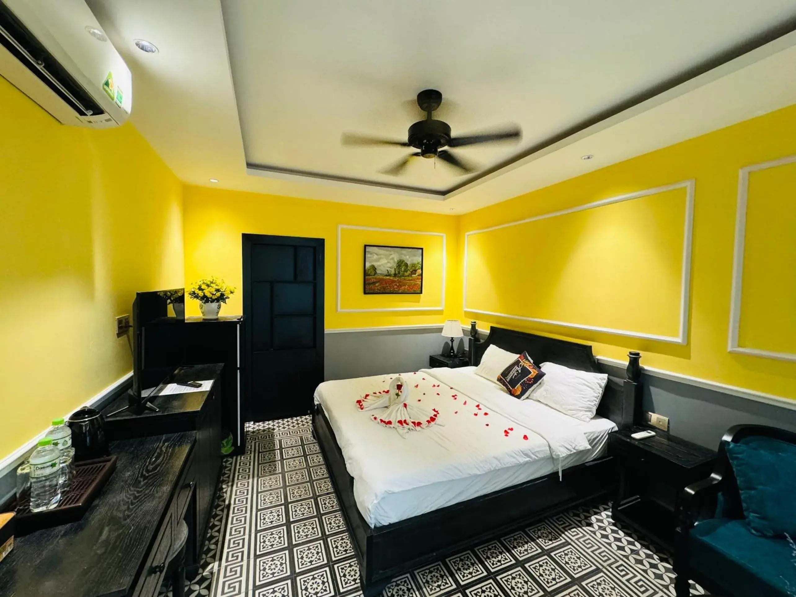 Bed in Dérive Boutique Villa & Apartment Da Nang Bed in Dérive Boutique Villa & Apartment Da Nang