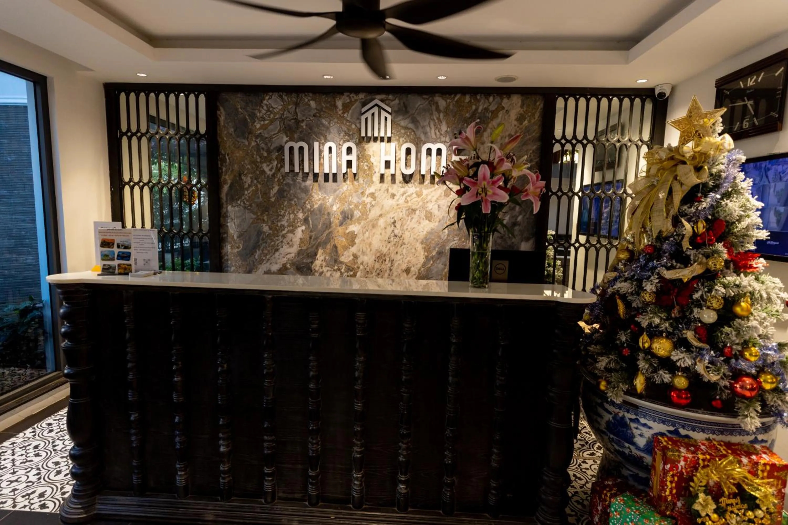 fireplace in Dérive Boutique Villa & Apartment Da Nang