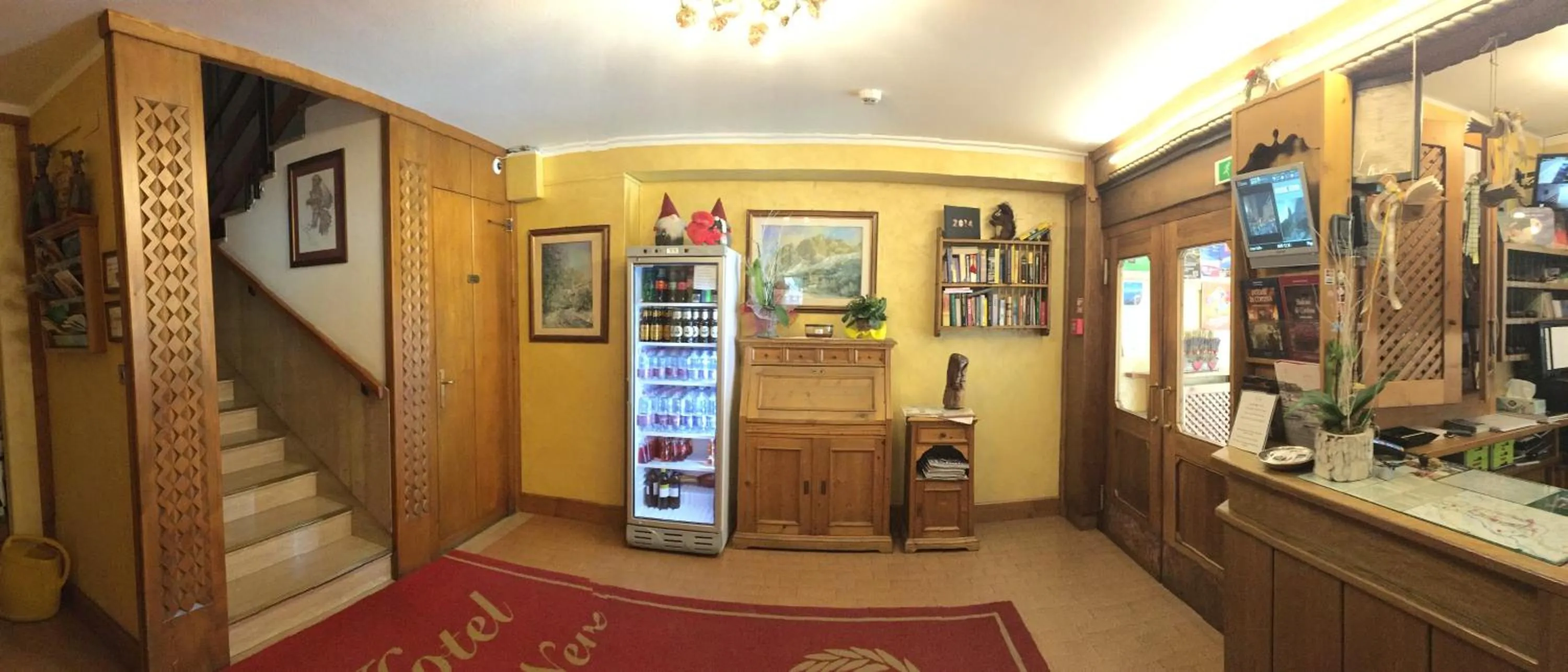 Lobby or reception in Meuble Villa Neve