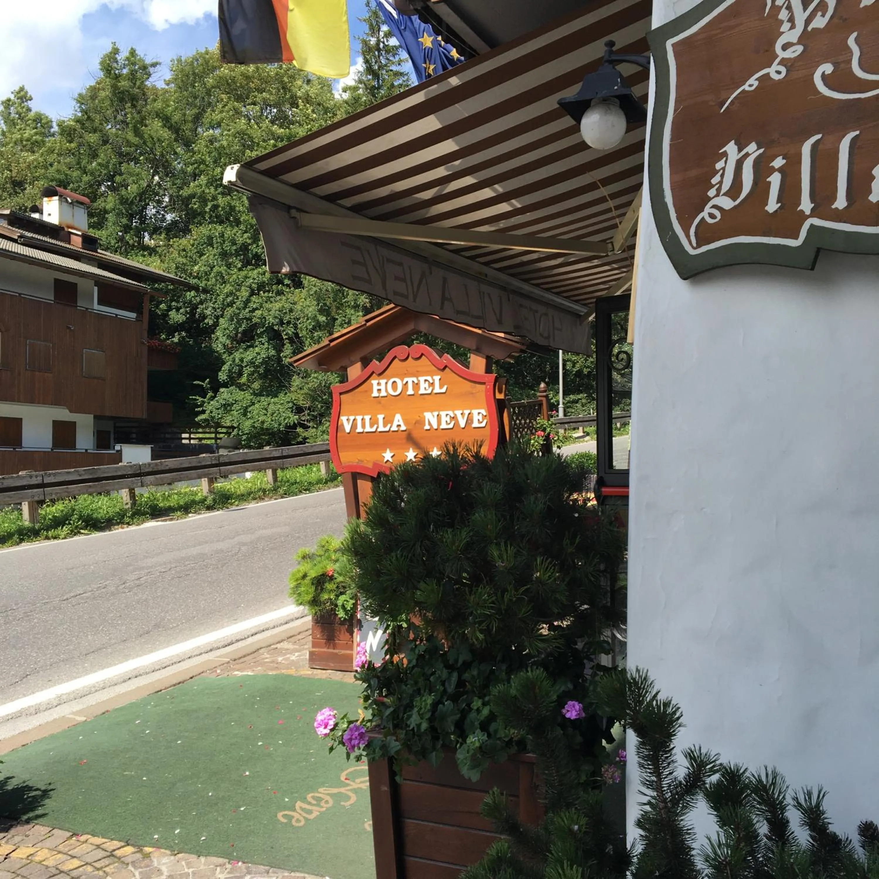 Decorative detail in Meuble Villa Neve