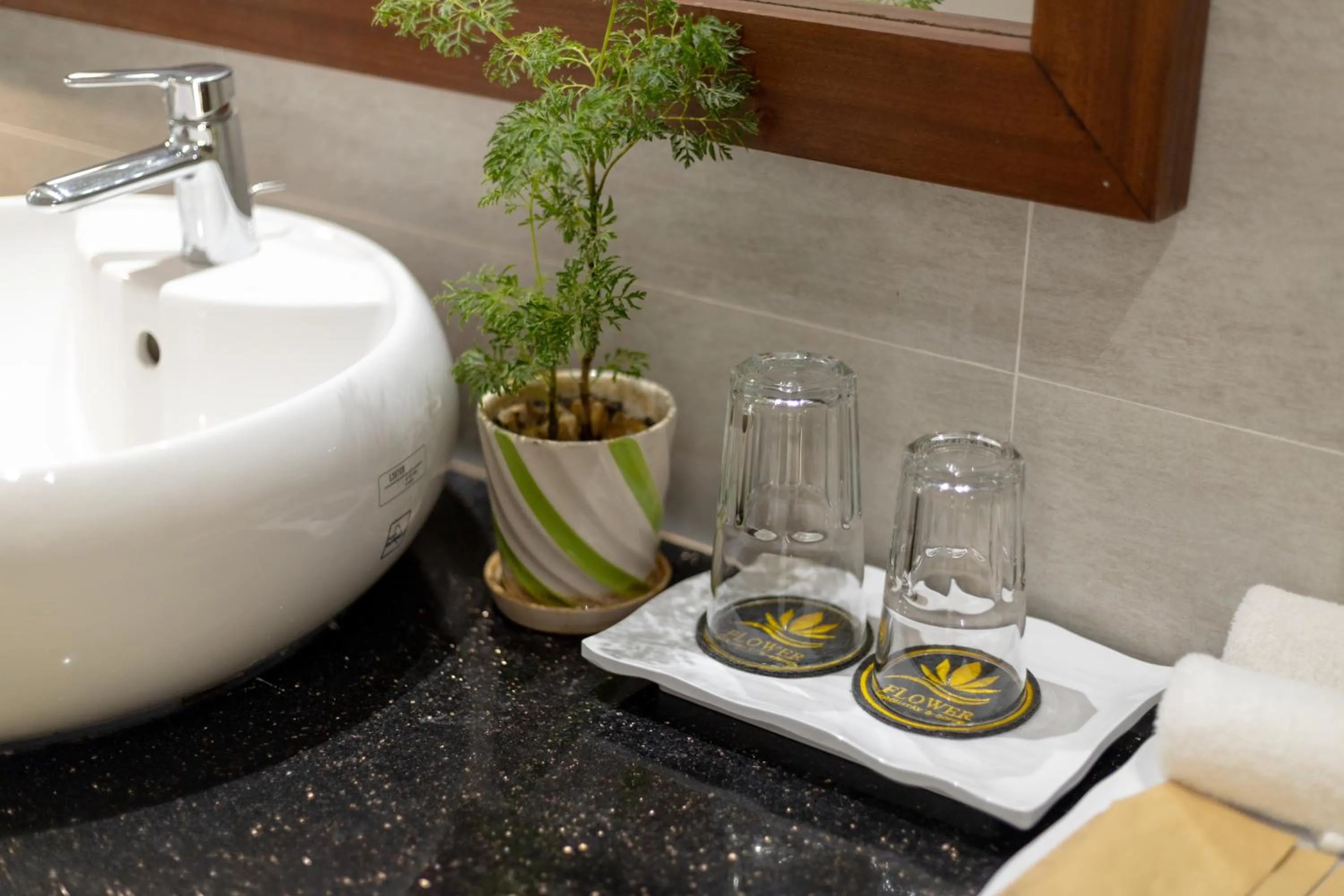 Bathroom in FLOWER BEACHSTAY & COFFEE