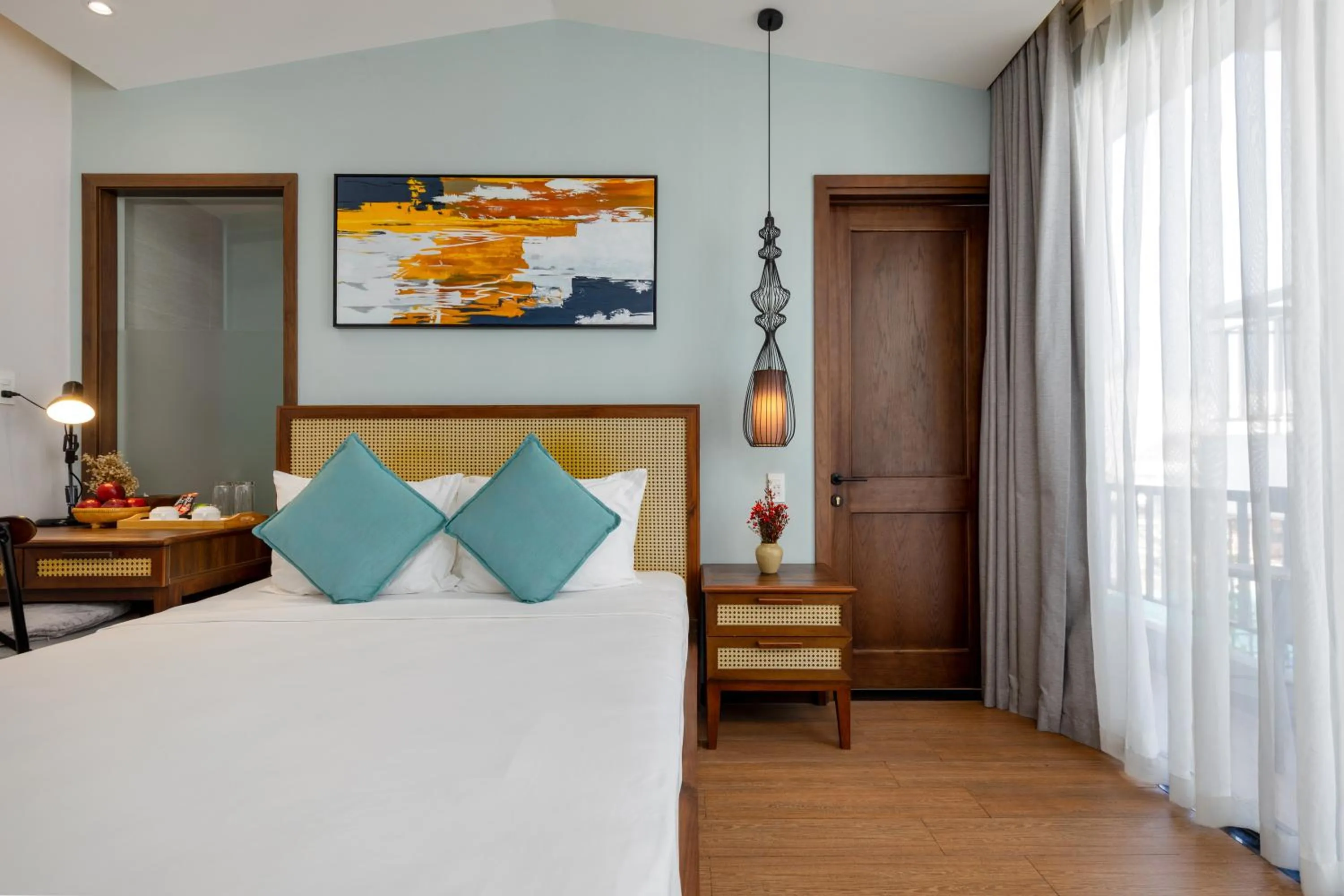 Bed in FLOWER BEACHSTAY & COFFEE