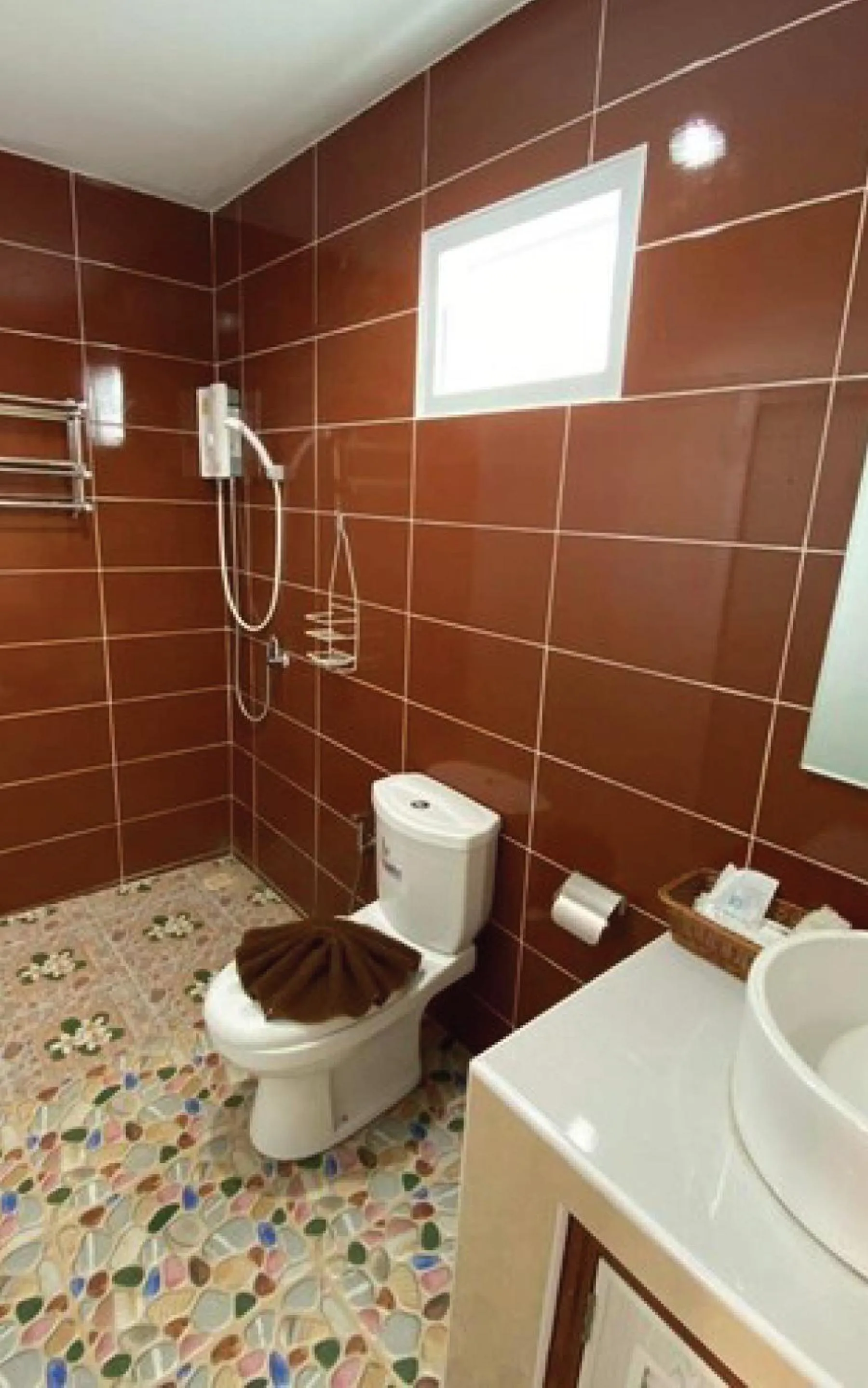 Shower in Trang Oasis Waterpark Hotel