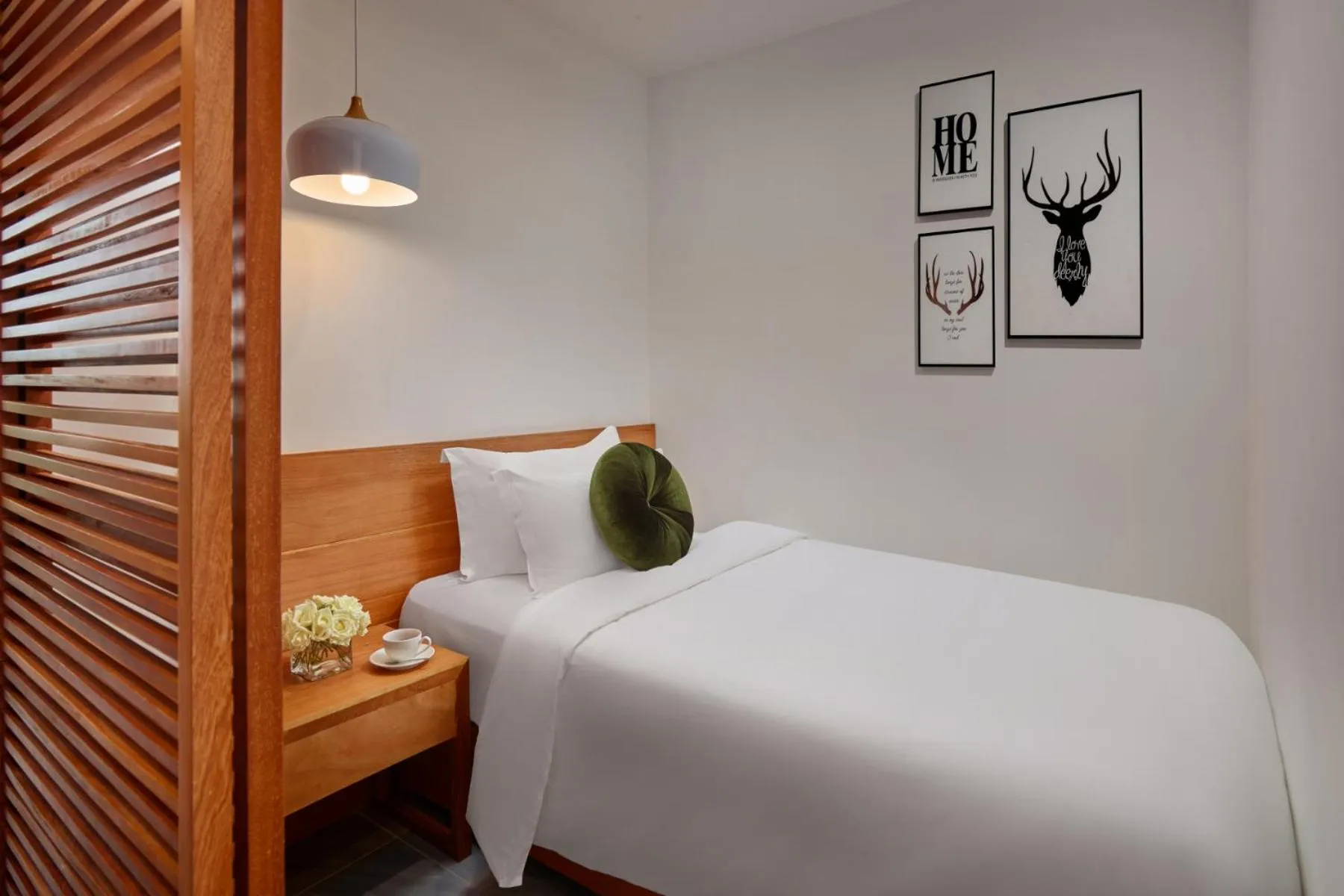 Bed in Wyndham Grand Vedana Ninh Binh Resort