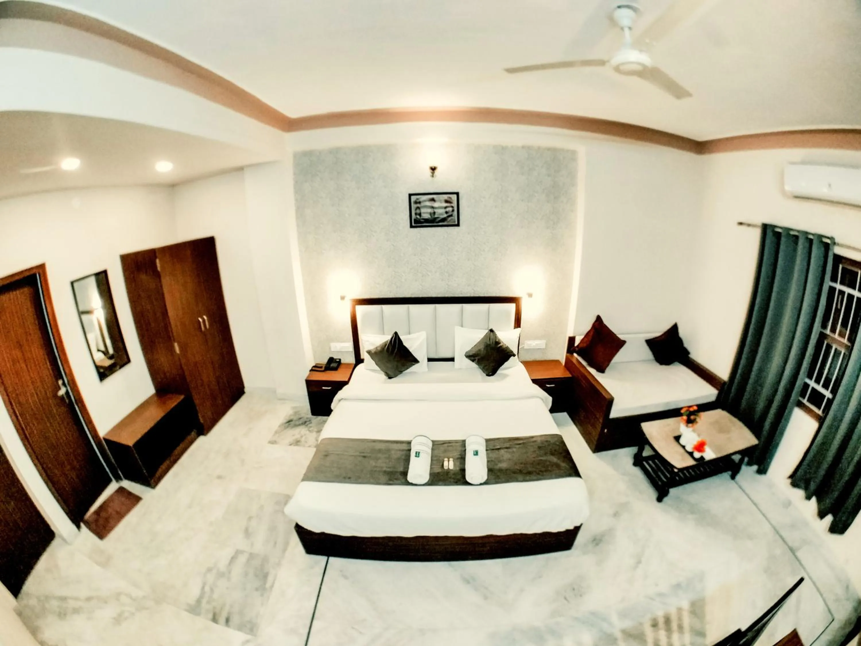 Bedroom, Bed in Tripli Udaipur