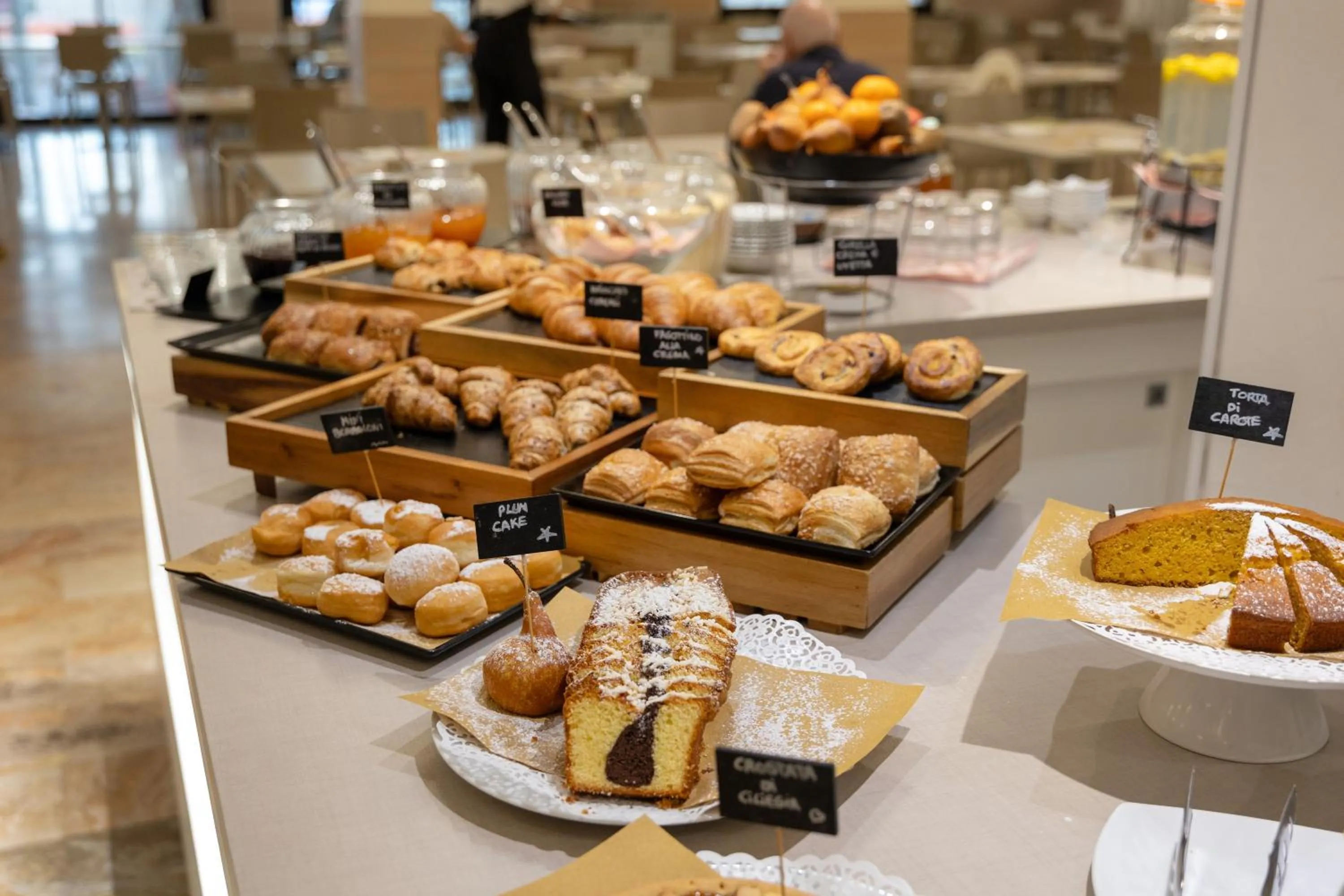 Buffet breakfast in Hotel Boemia