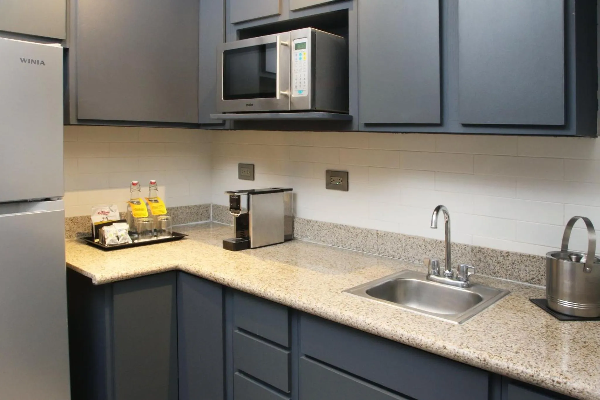 Photo of the whole room in voco Saltillo Suites by IHG