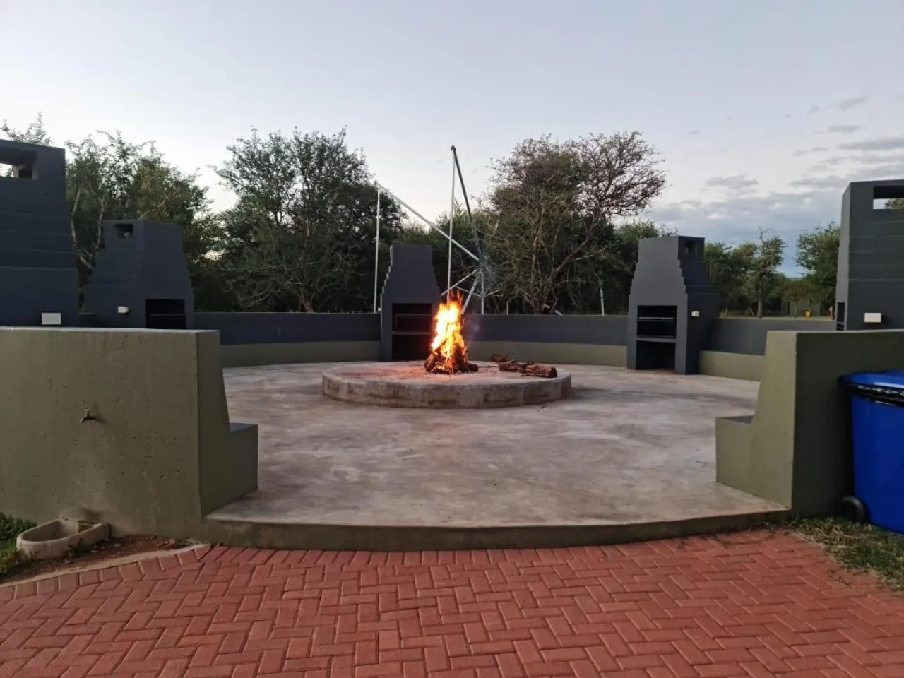 BBQ facilities in Lethabong Lodge