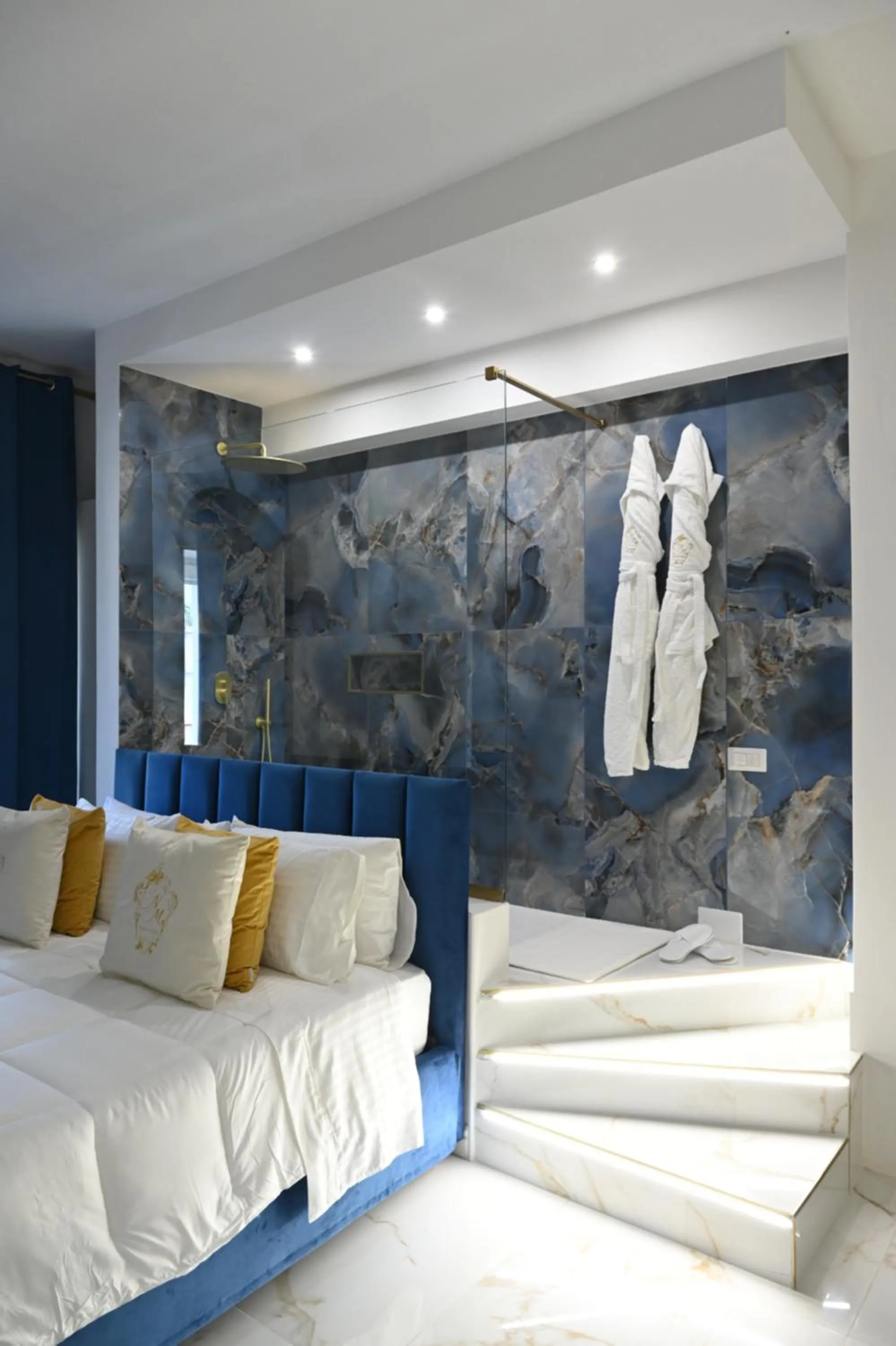 NM Luxury Suites