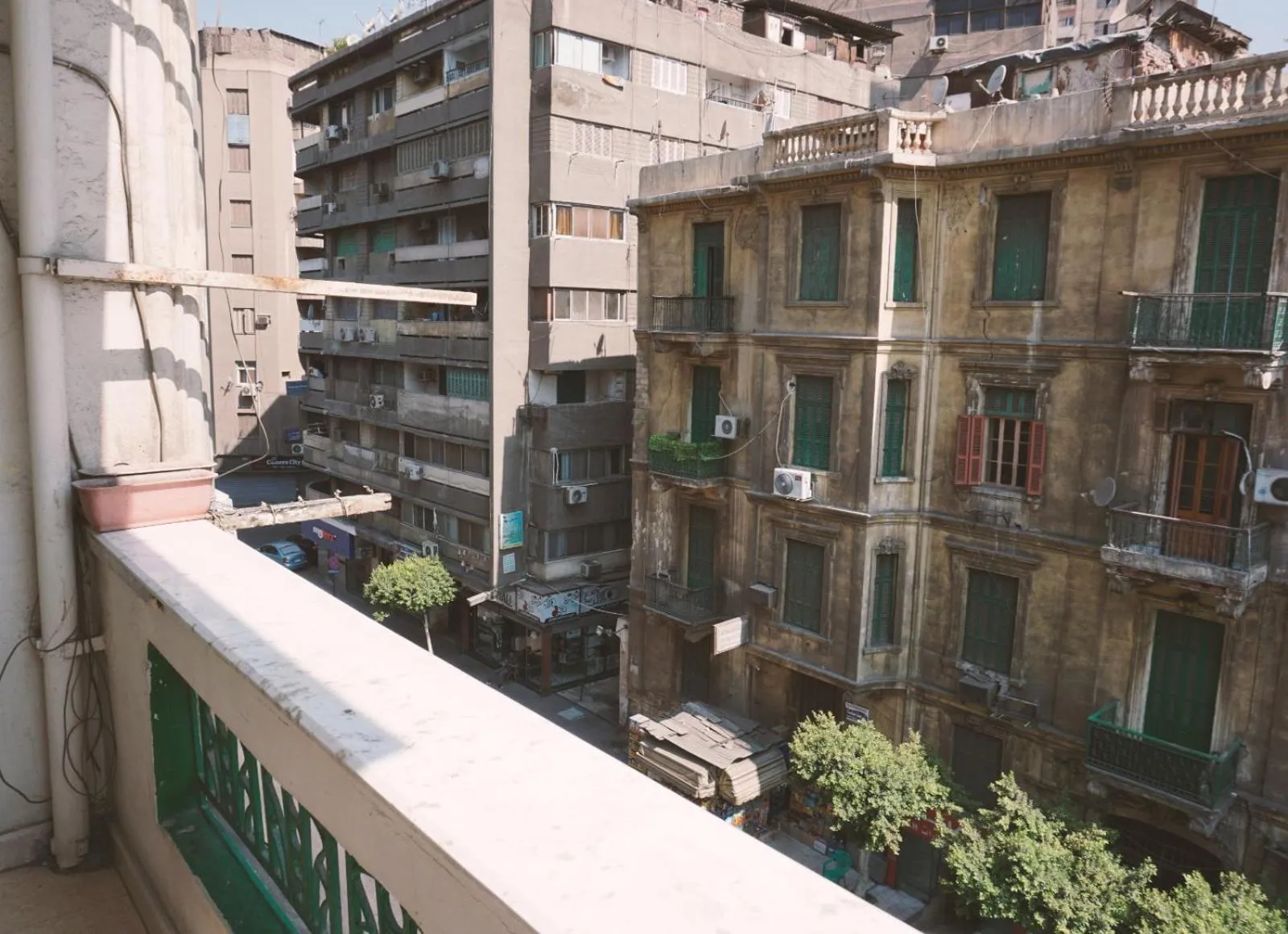 Property building in New Abdeen palace hostel