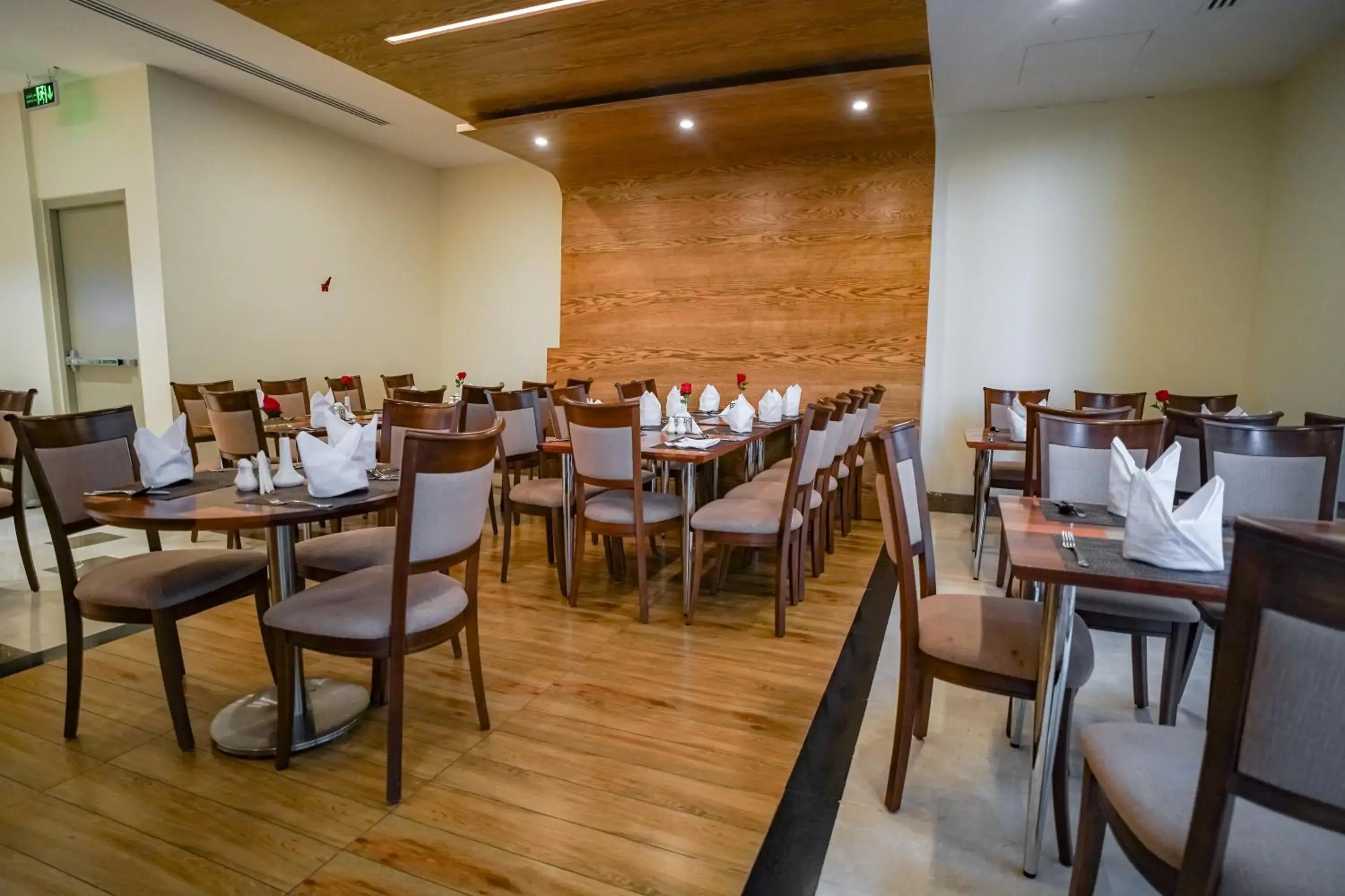 Restaurant/places to eat in Emaar Elite Hotel Restaurant/places to eat in Emaar Elite Hotel