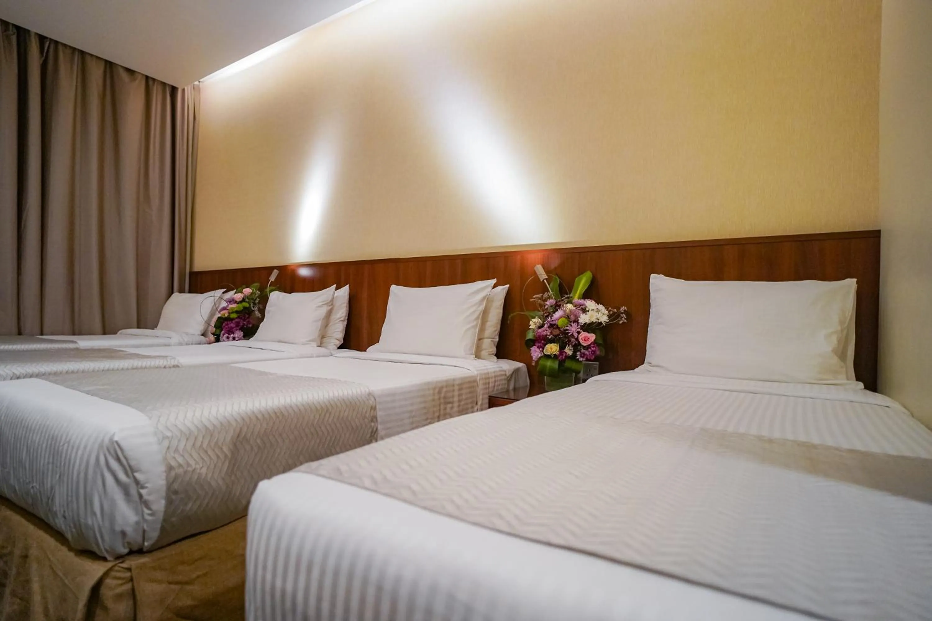 Bed in Emaar Elite Hotel