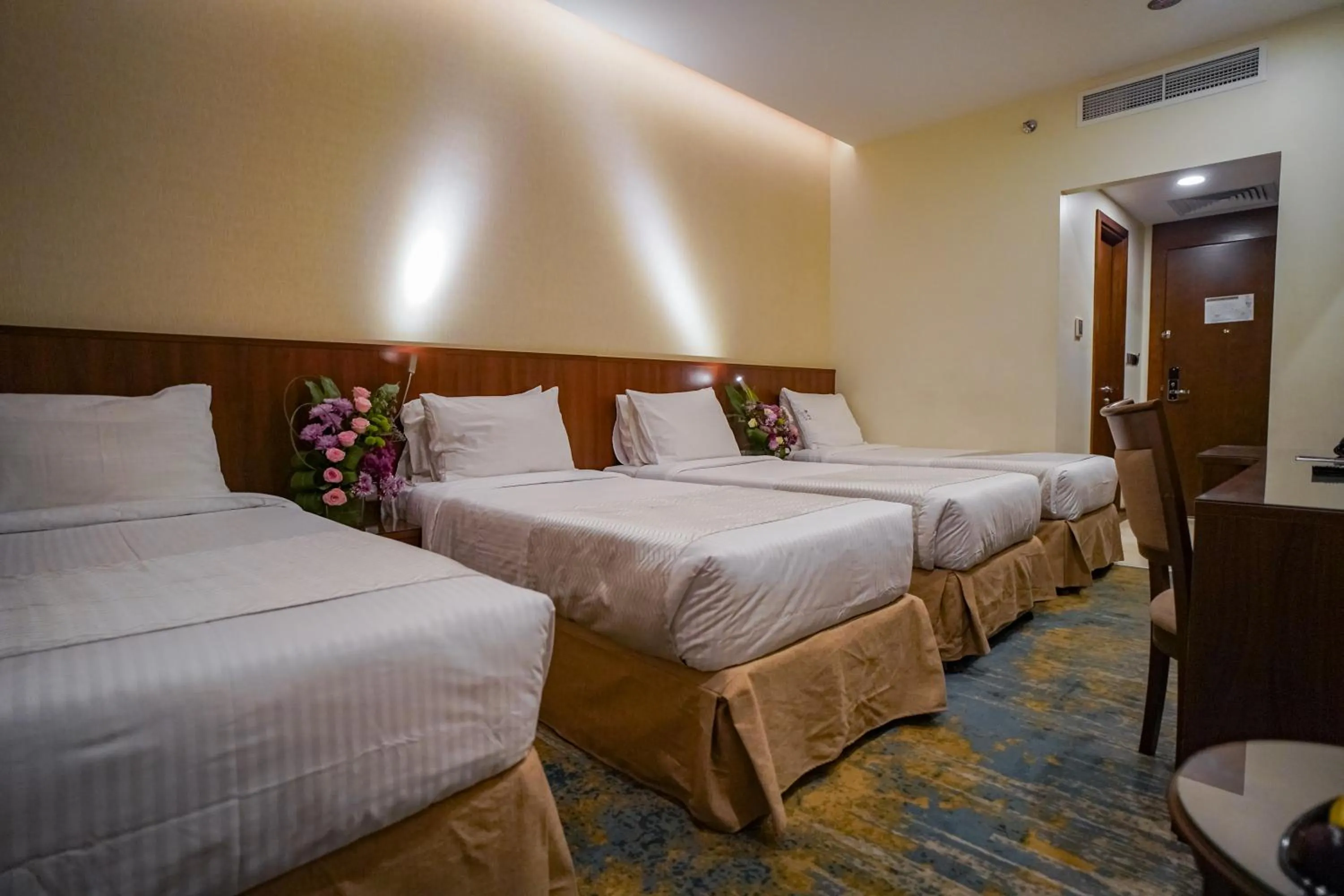 Bed in Emaar Elite Hotel