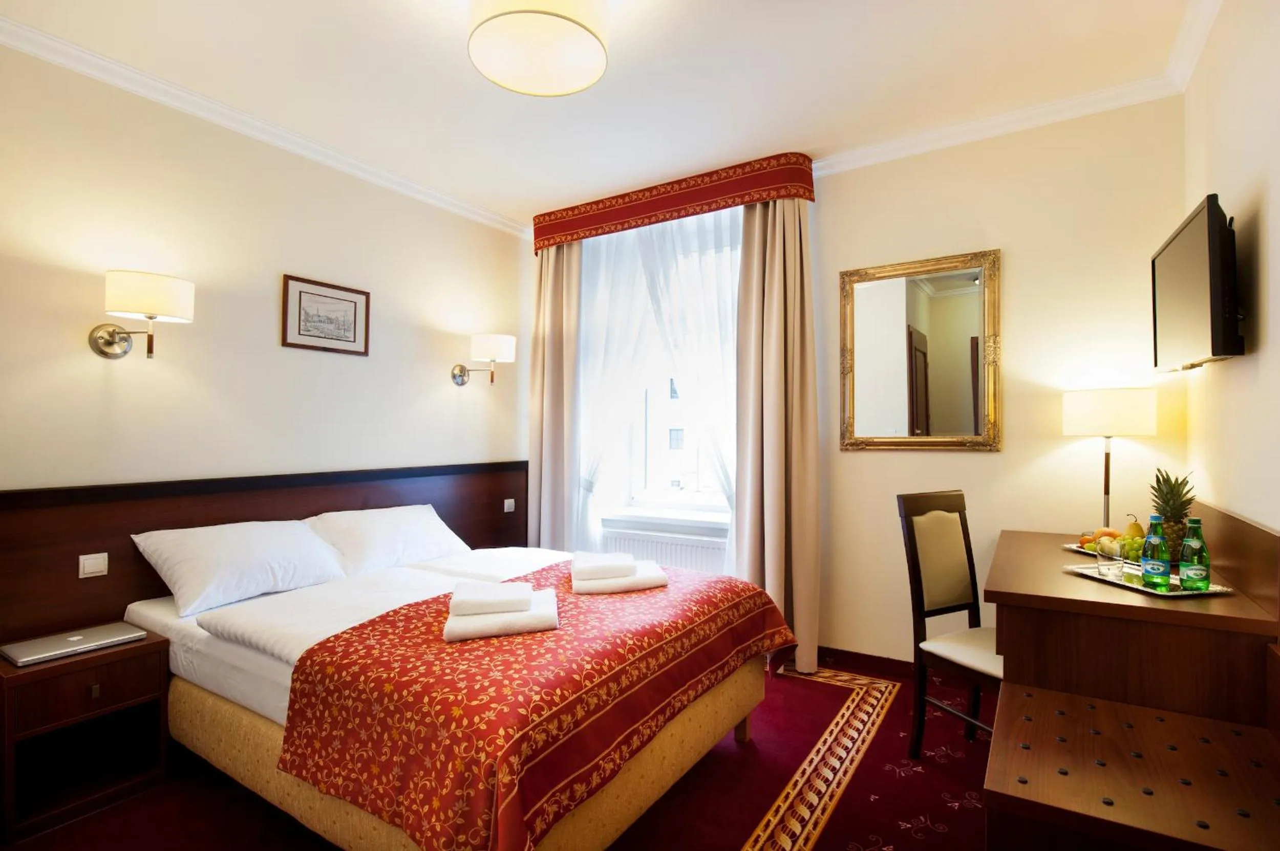 Bedroom, Bed in Resort de Esperanto Sanatorium Uzdrowiskowe