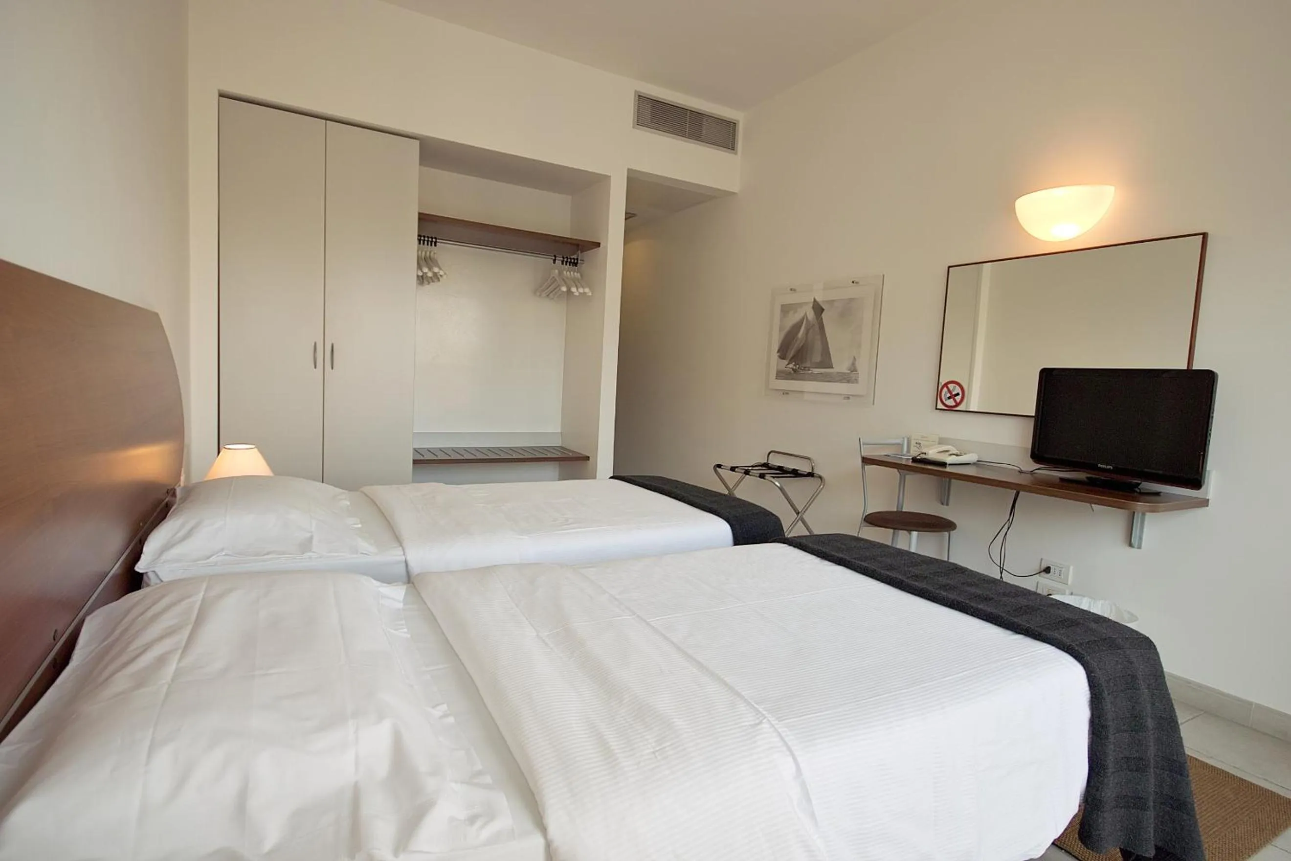 Bed in Hotel L'Approdo