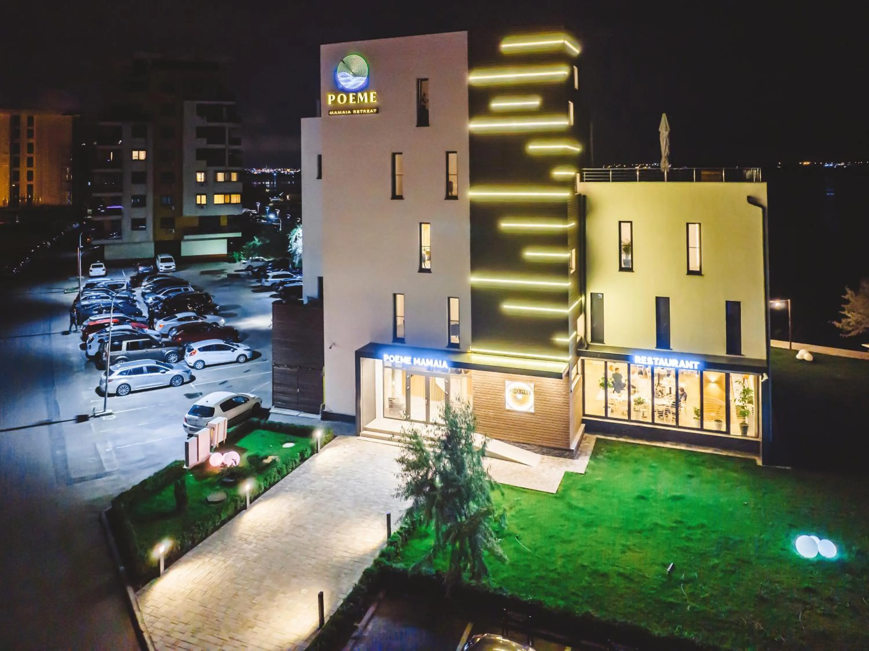 Poeme Mamaia Retreat