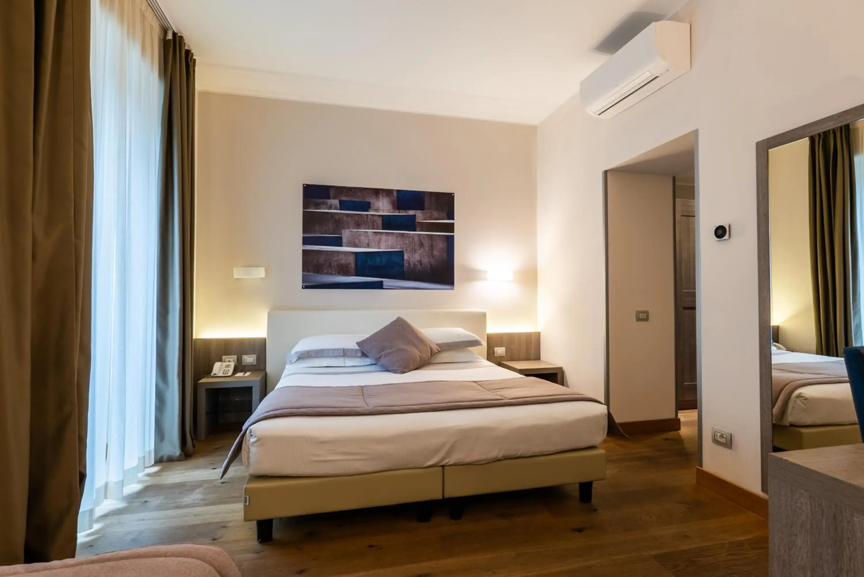 Deluxe Triple Room in Hotel Centrale Deluxe Triple Room in Hotel Centrale